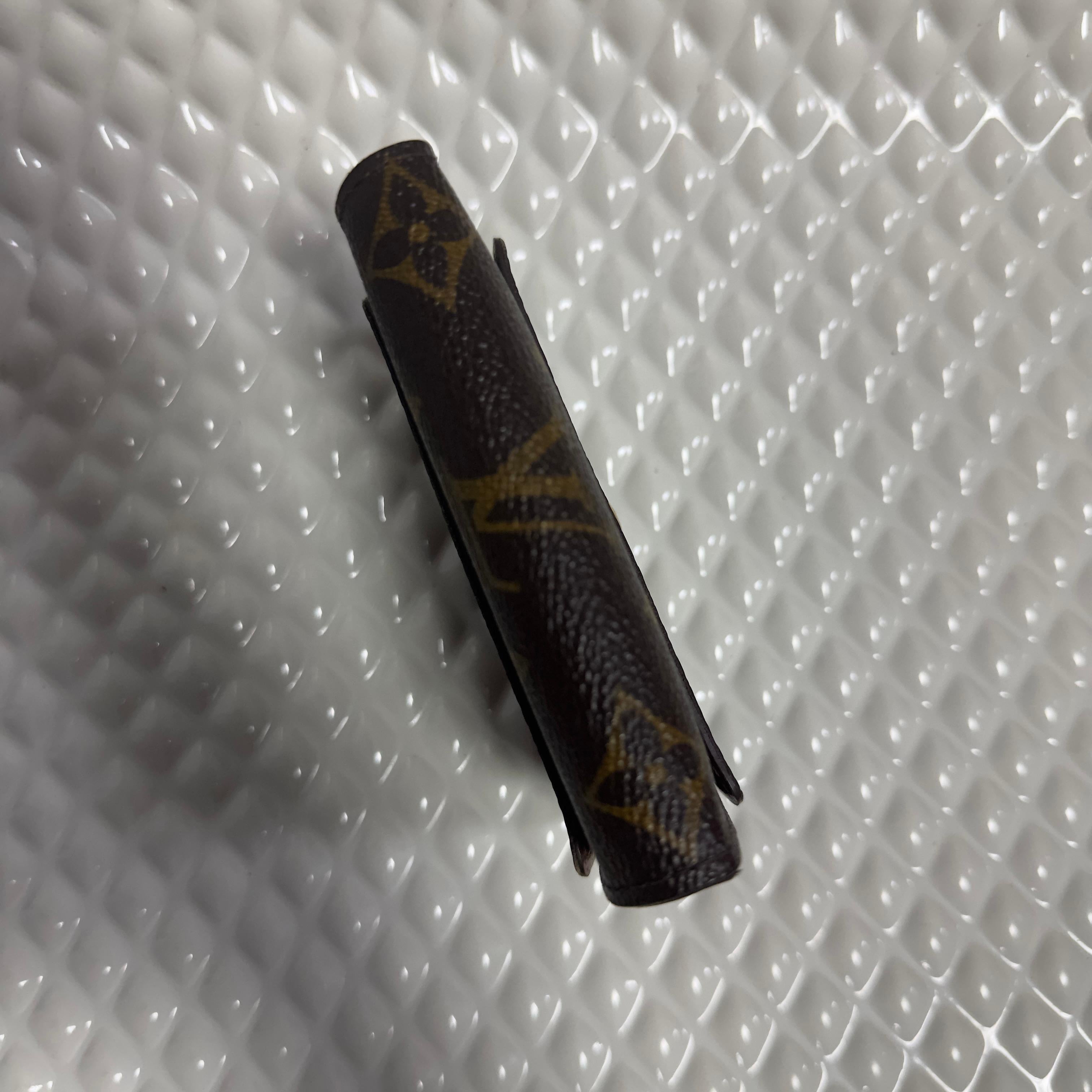 Portafoglio Louis Vuitton Monogram in Tela Coated – Anni 2000 in vendita 2