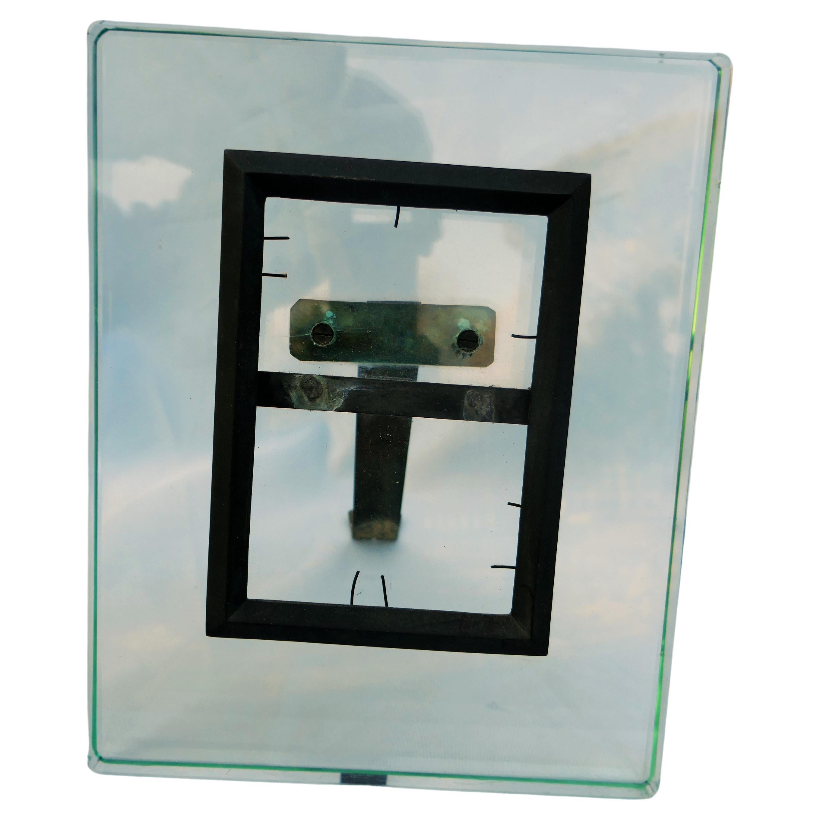 Photograph holder attributed to Pietro Chiesa for Fontana Arte For Sale