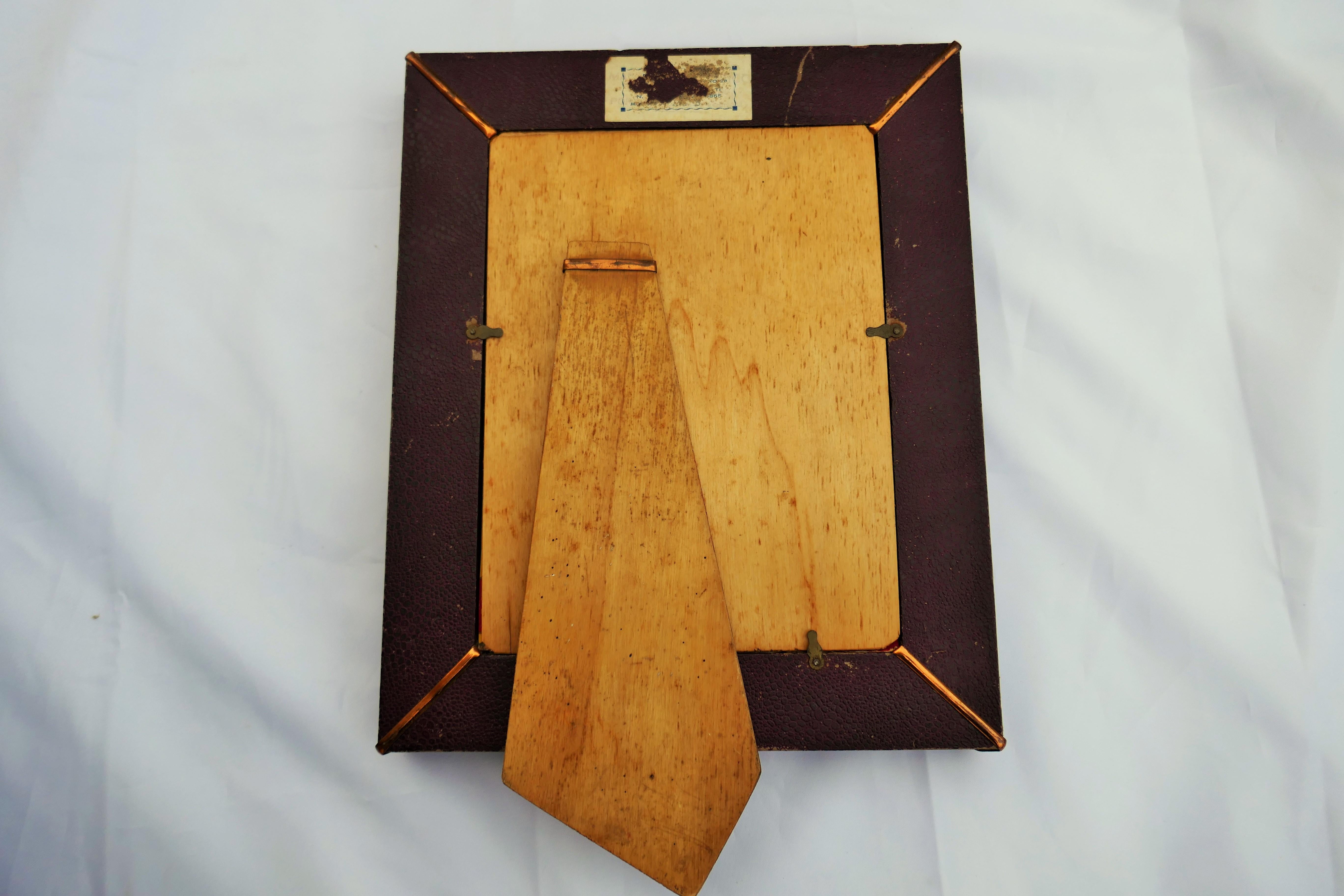 Wood and glass photo frame - possible Art Deco For Sale 14