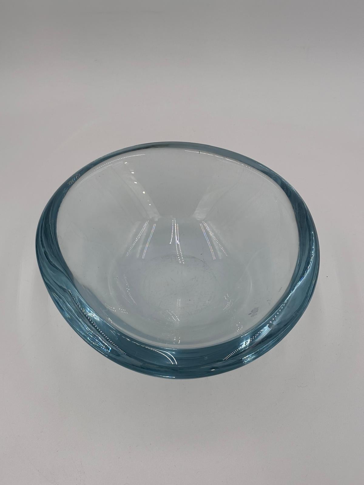 Seventies Swedish origin thick glass jewelry holder In Good Condition For Sale In Taranto, IT