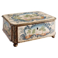 Antique Lacquered jewelry box. Venice, last quarter of the 18th cent.