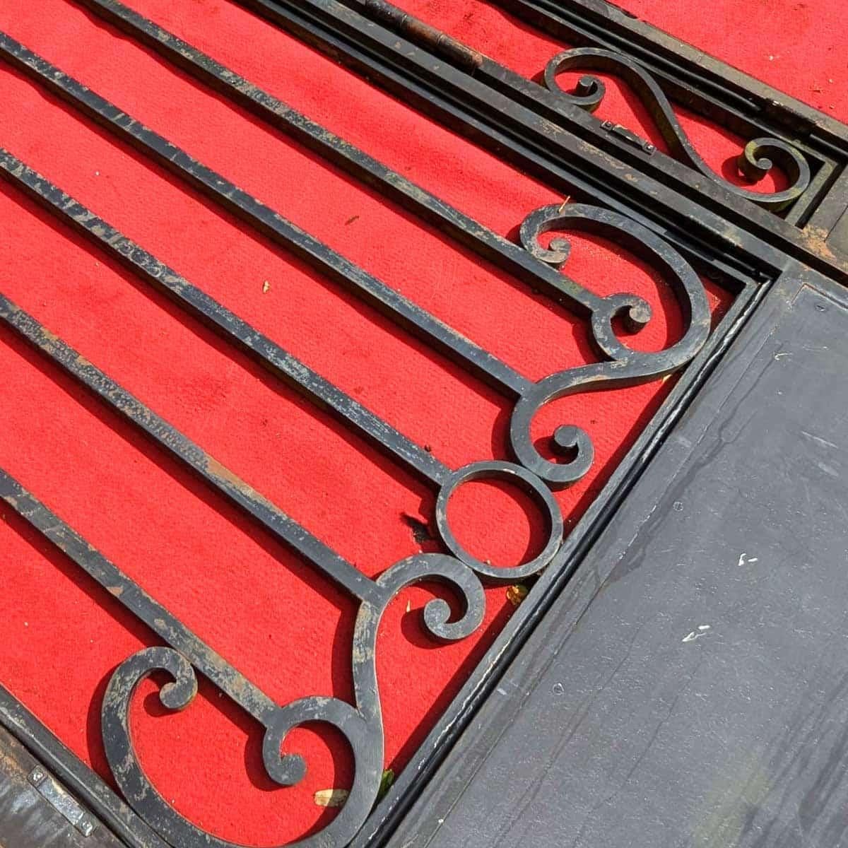 Wrought iron gates en Bueno estado para la venta en TOURCOING, FR