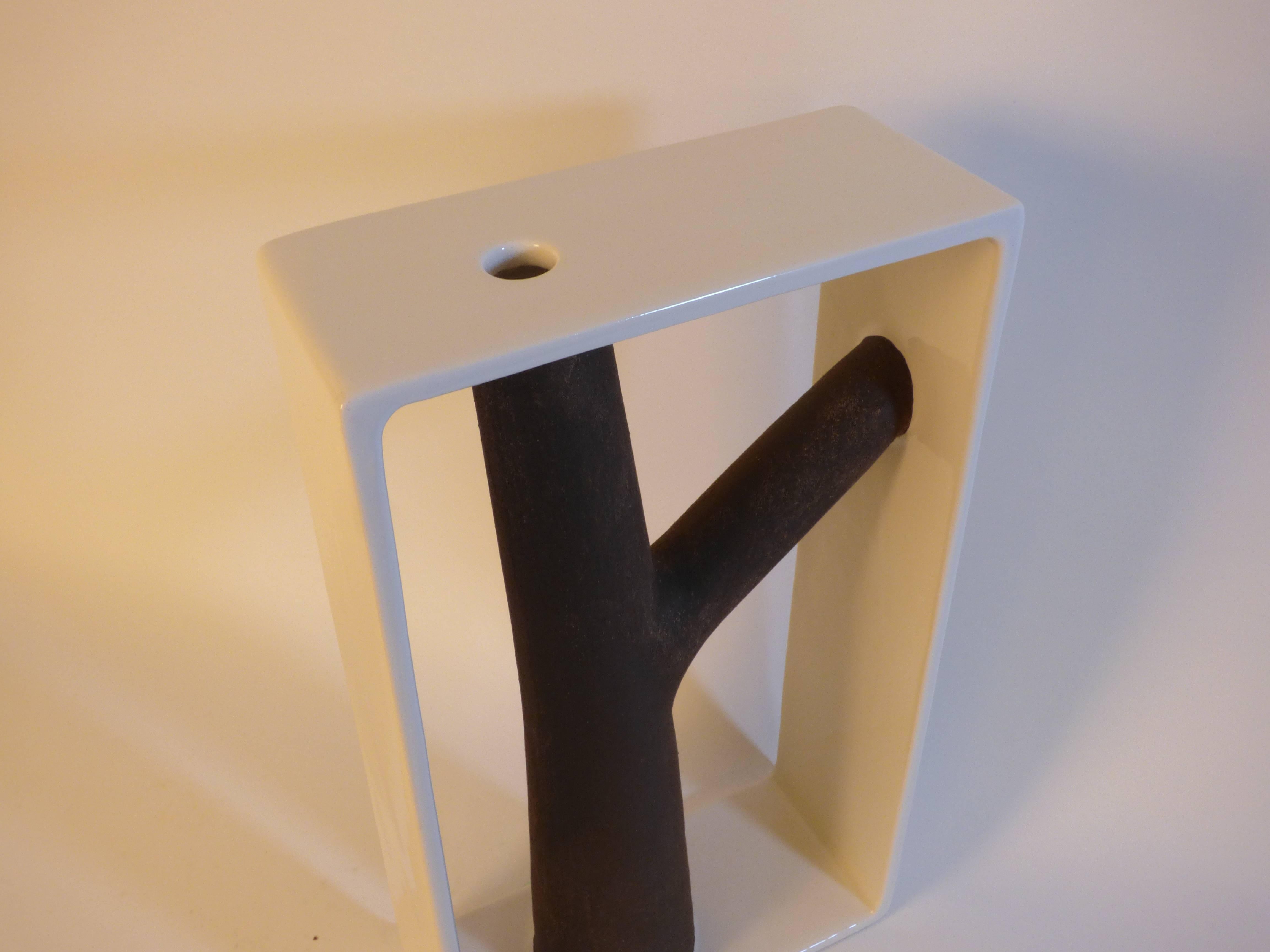 Moderne Vase en céramique Portali modèle 10 d'Andrea Branzi pour les éditions Superego. en vente