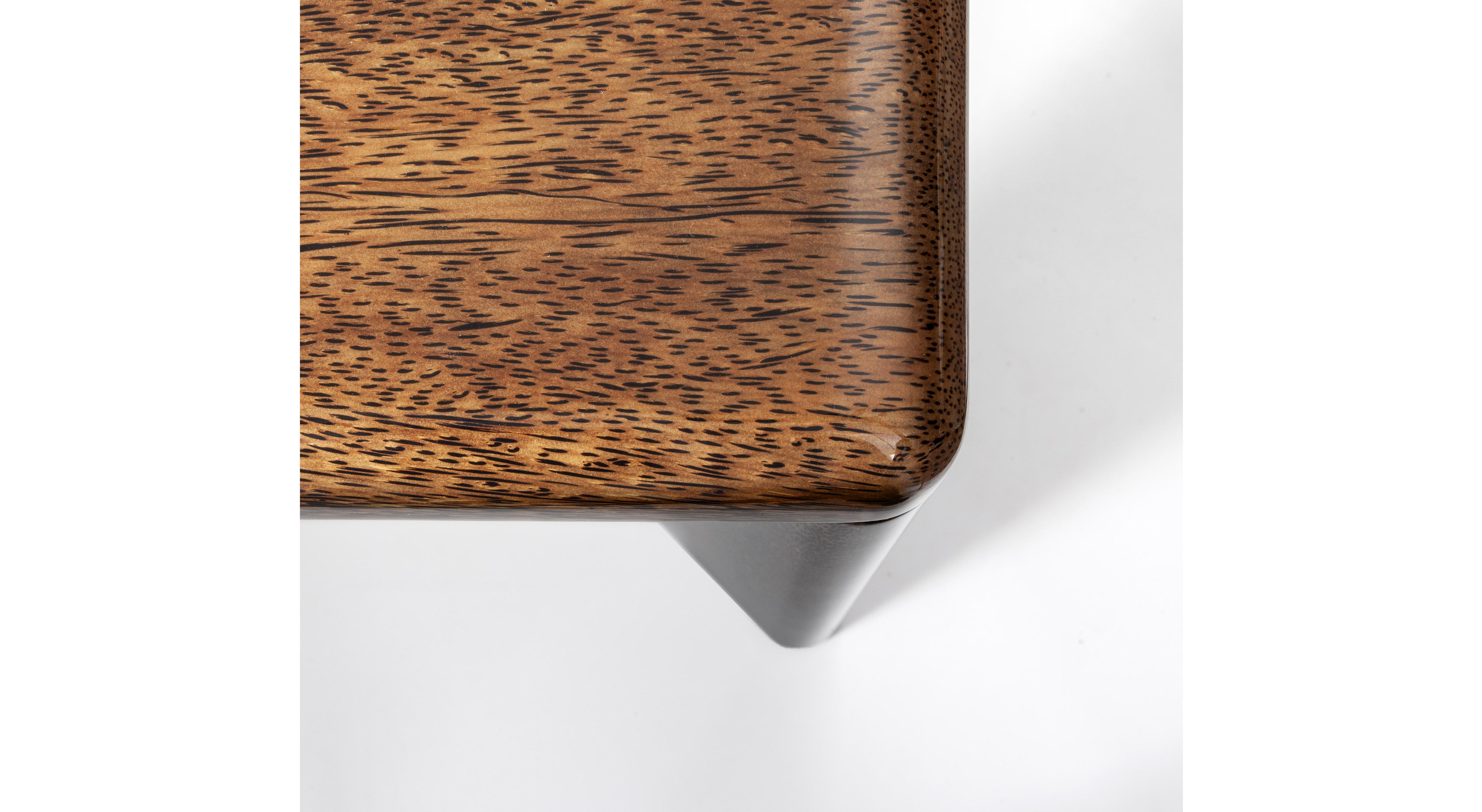 XXIe siècle et contemporain Portante - un meuble en bois de palmier en vente