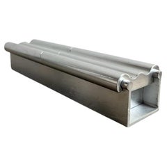 Soporte de aluminio extruido, Nucleo, Enrico Panzeri para Sormani, 1967