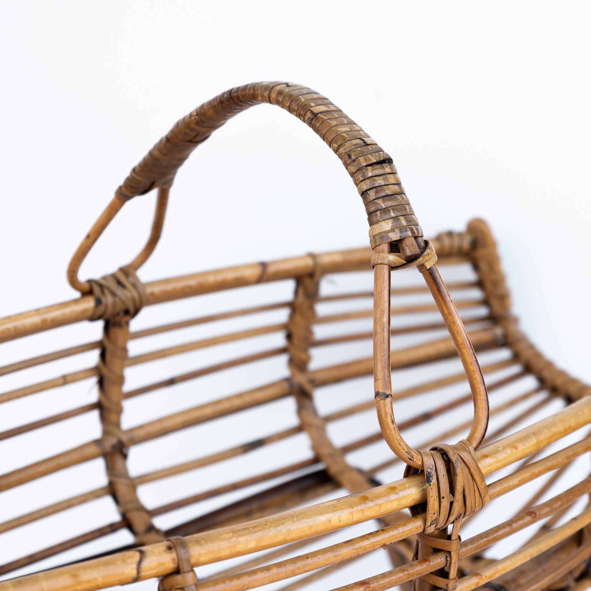 Italian Portariviste in bambù e rattan nello stile di Franco Albini, Anni '60 in vendita