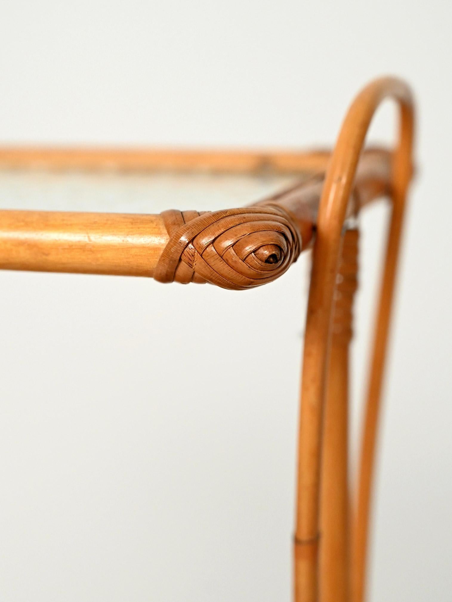 Bambou Portariviste scandinavo in bambù intrecciato en vente