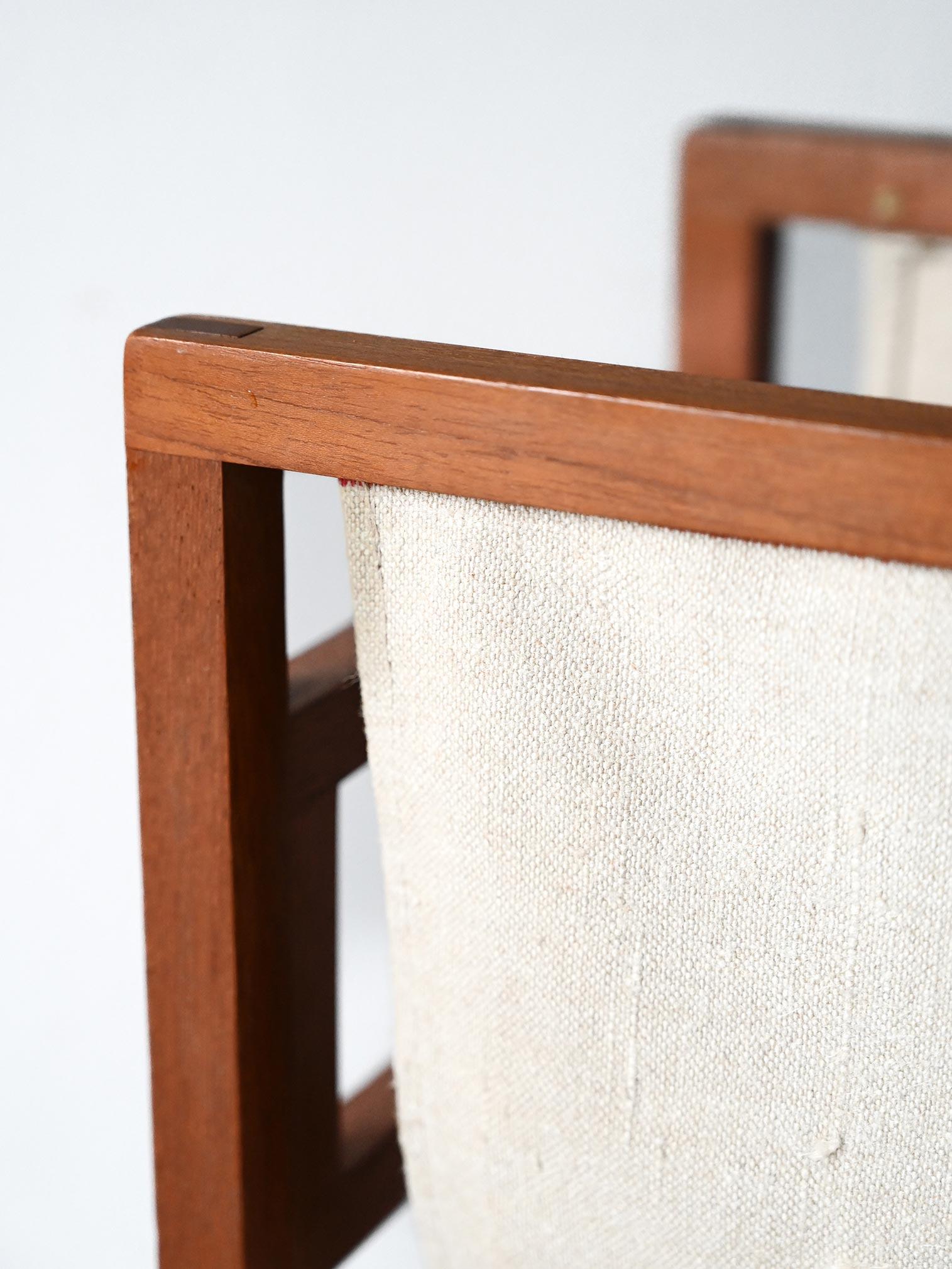 Vintage teak magazine rack by Henning Wind-Hansen In Good Condition For Sale In Brescia, IT