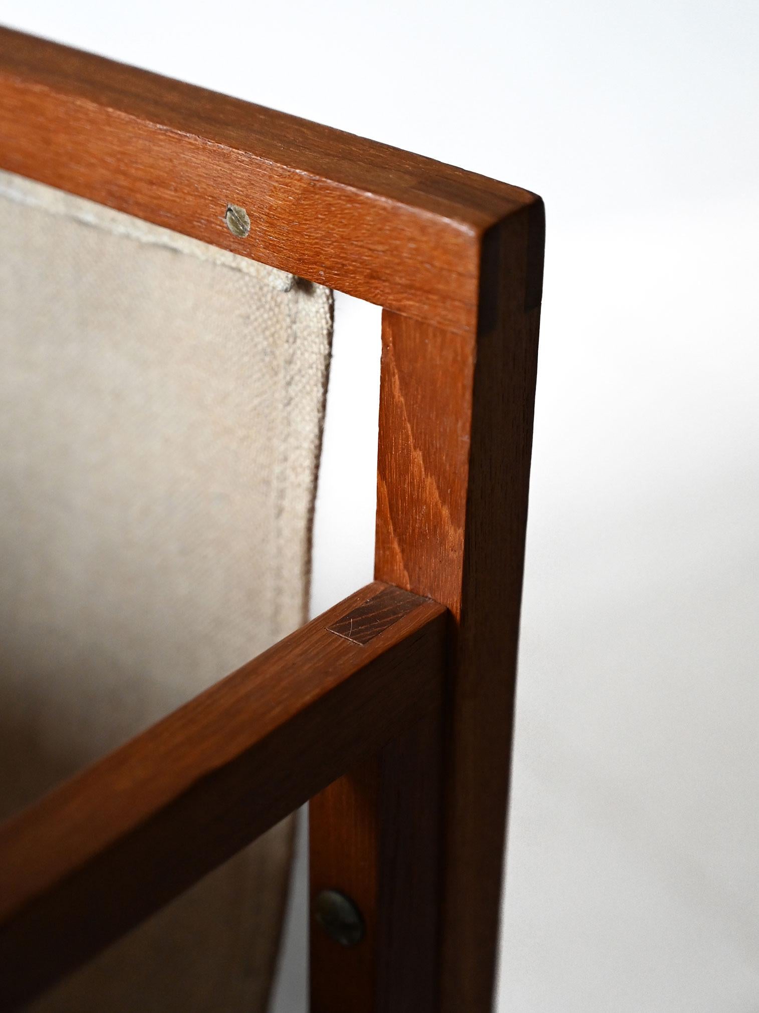 Vintage teak magazine rack by Henning Wind-Hansen For Sale 1