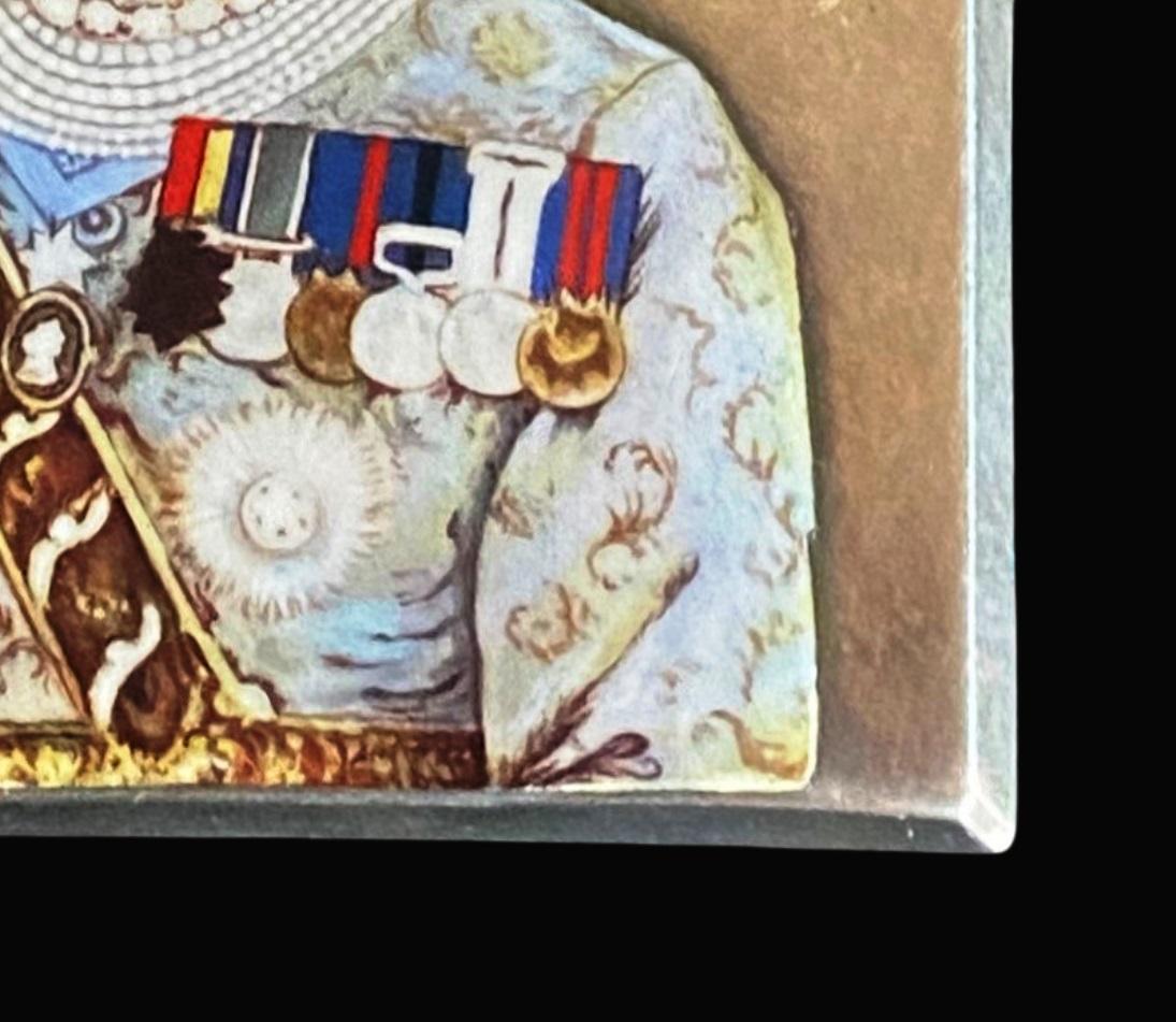 Early 20th Century Etui à cigarettes en argent avec portrait du Maharaja Sajjan Singh Bahadur, 1910 en vente