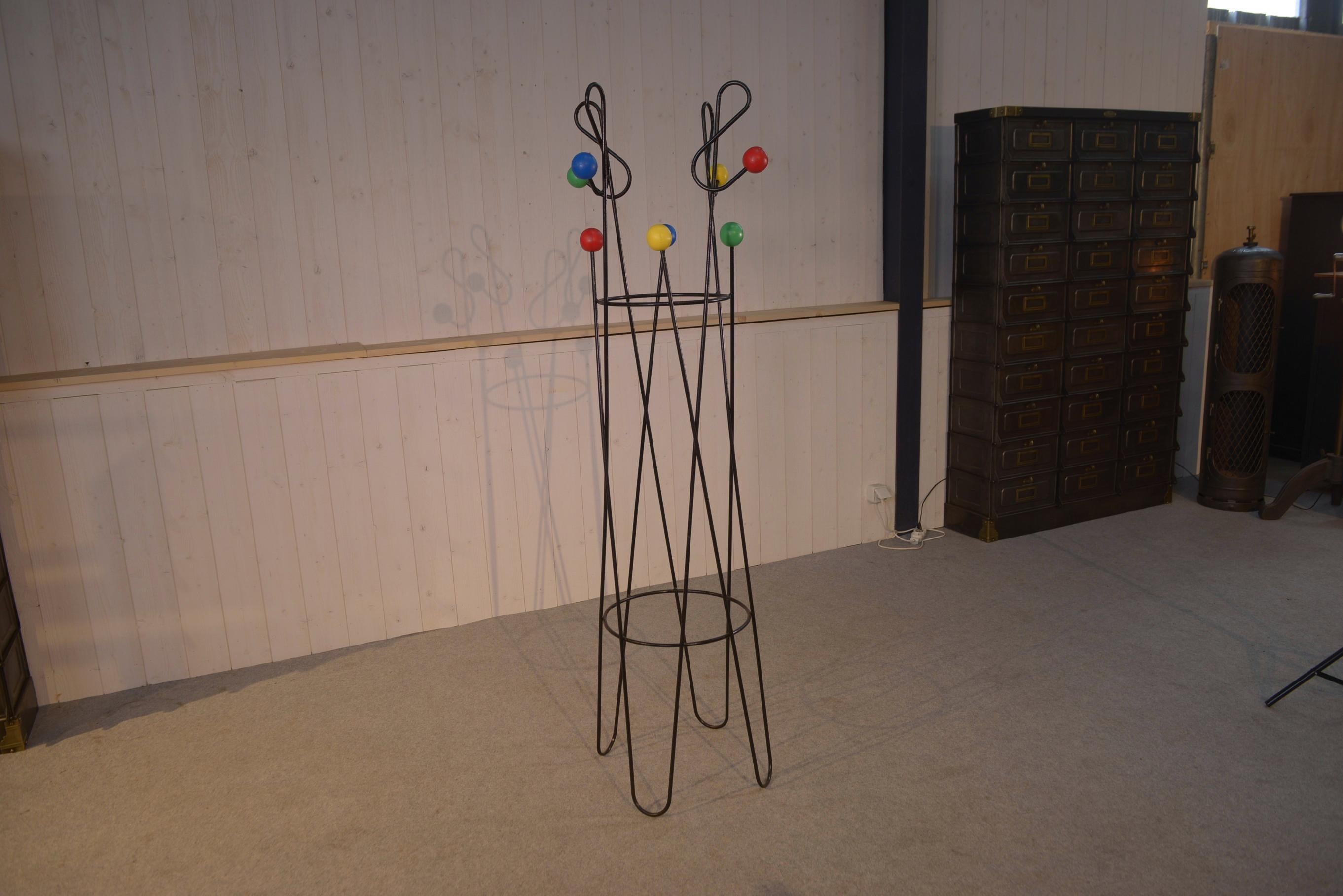 Porte manteau attribué à Roger Feraud 1960's Bon état - En vente à TOURCOING, FR