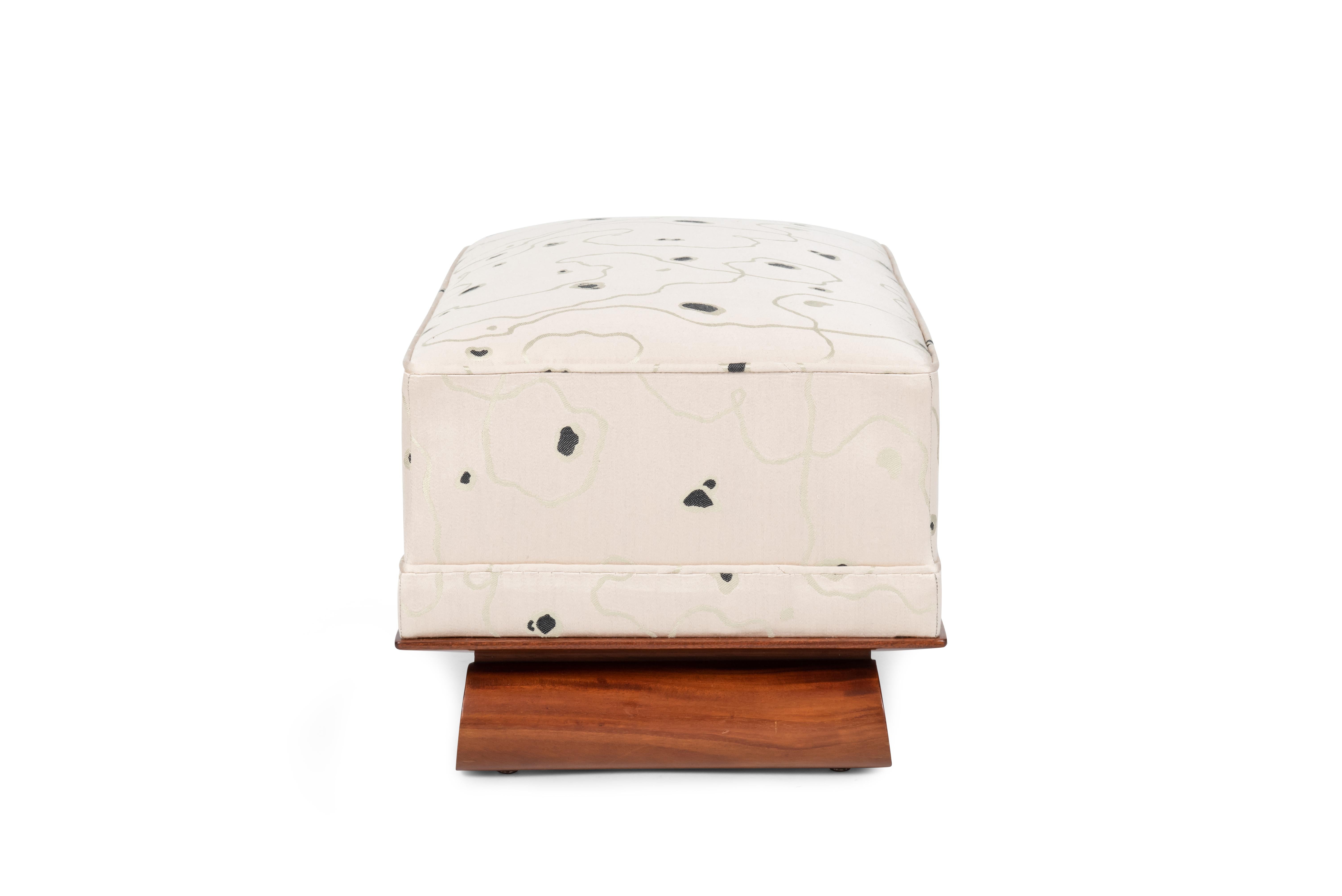 Art Déco Sgabello Porteneuve in mogano e seta in vendita