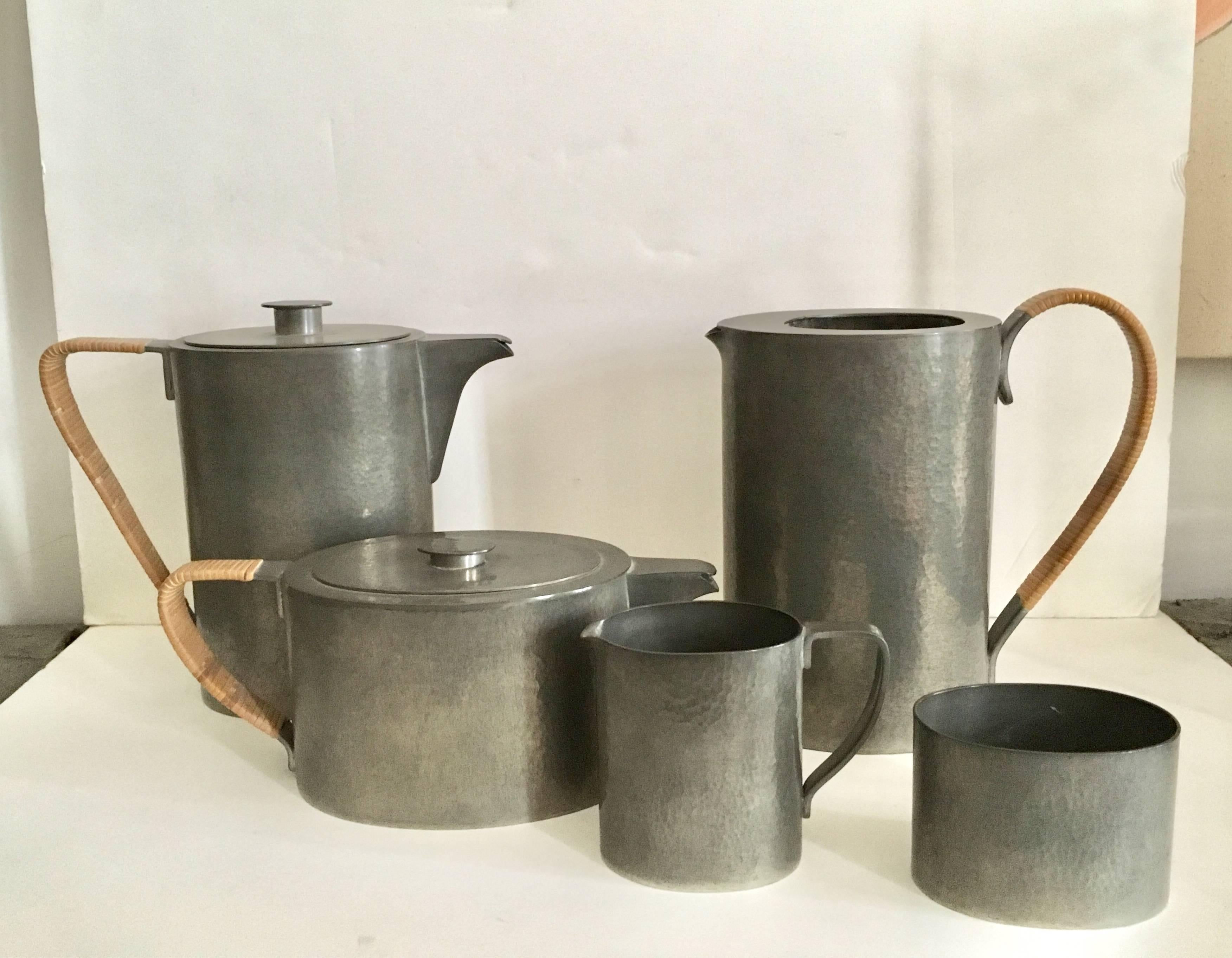 Porter Blanchard Mid Century pewter five piece Coffee and Tea Set In Good Condition For Sale In Paris, ile de france
