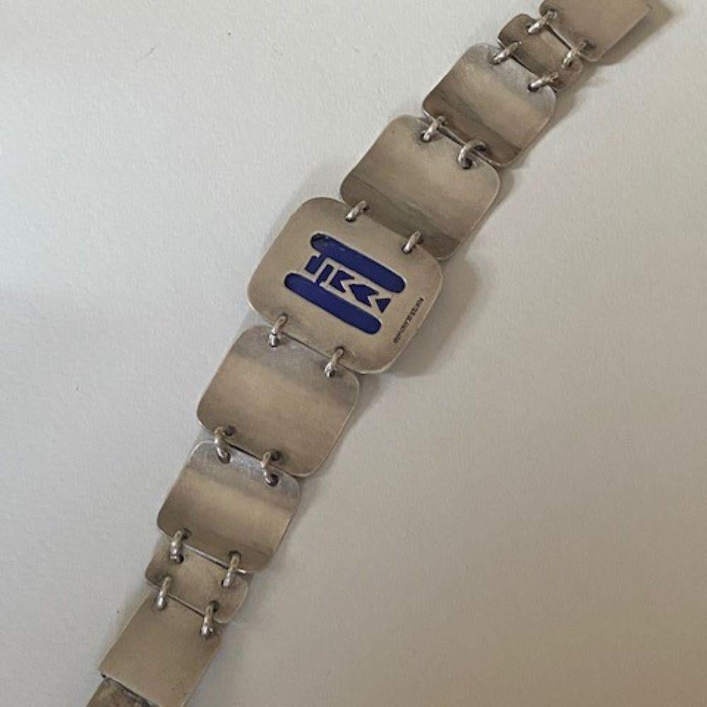 Moderniste Porter Blanchard Bracelet en argent avec calcédoine bleue en vente