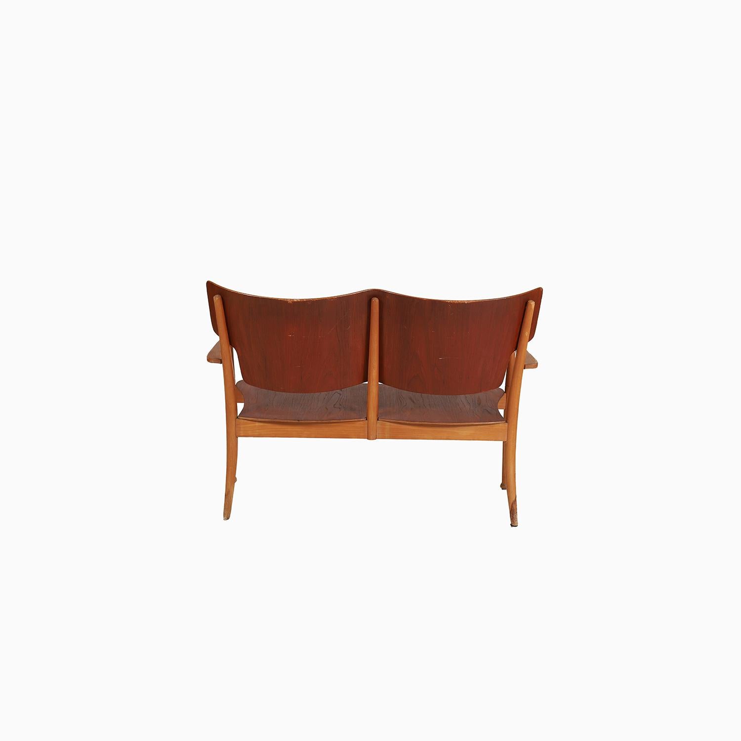 Scandinavian Modern ‘Portex’ settee by Peter Hvidt & Orla Molgaard Nielsen in Teak & Beech For Sale