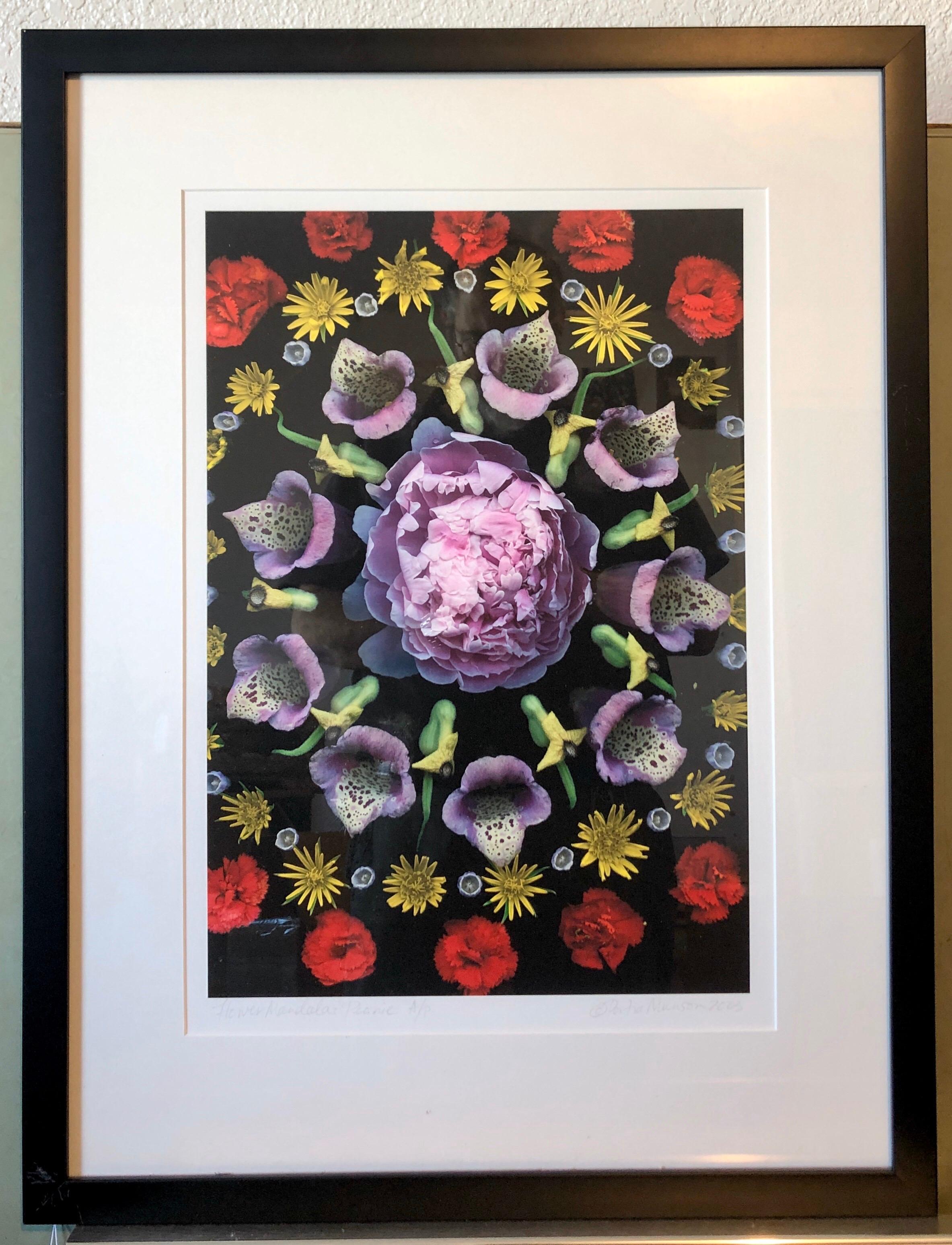 Blume Mandala Barock Foto Zeitgenössische Feministische Kunst Digitalfotografie Druck im Angebot 2