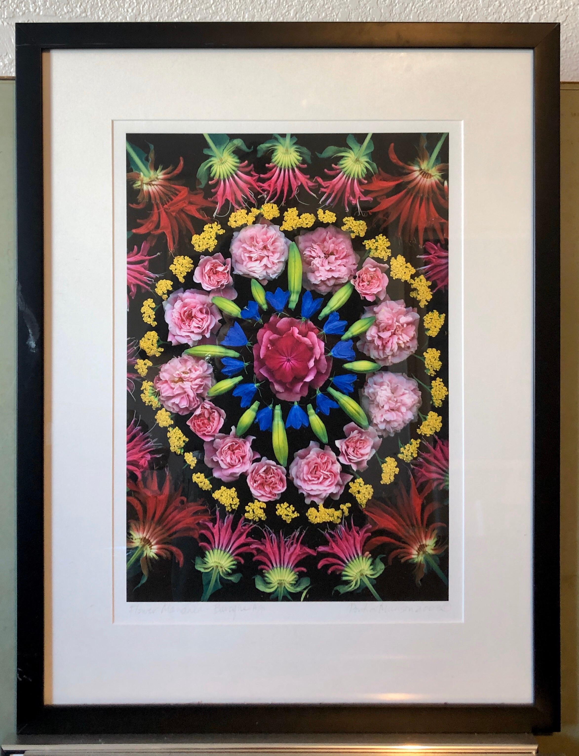 Blume Mandala Barock Foto Zeitgenössische Feministische Kunst Digitalfotografie Druck im Angebot 2