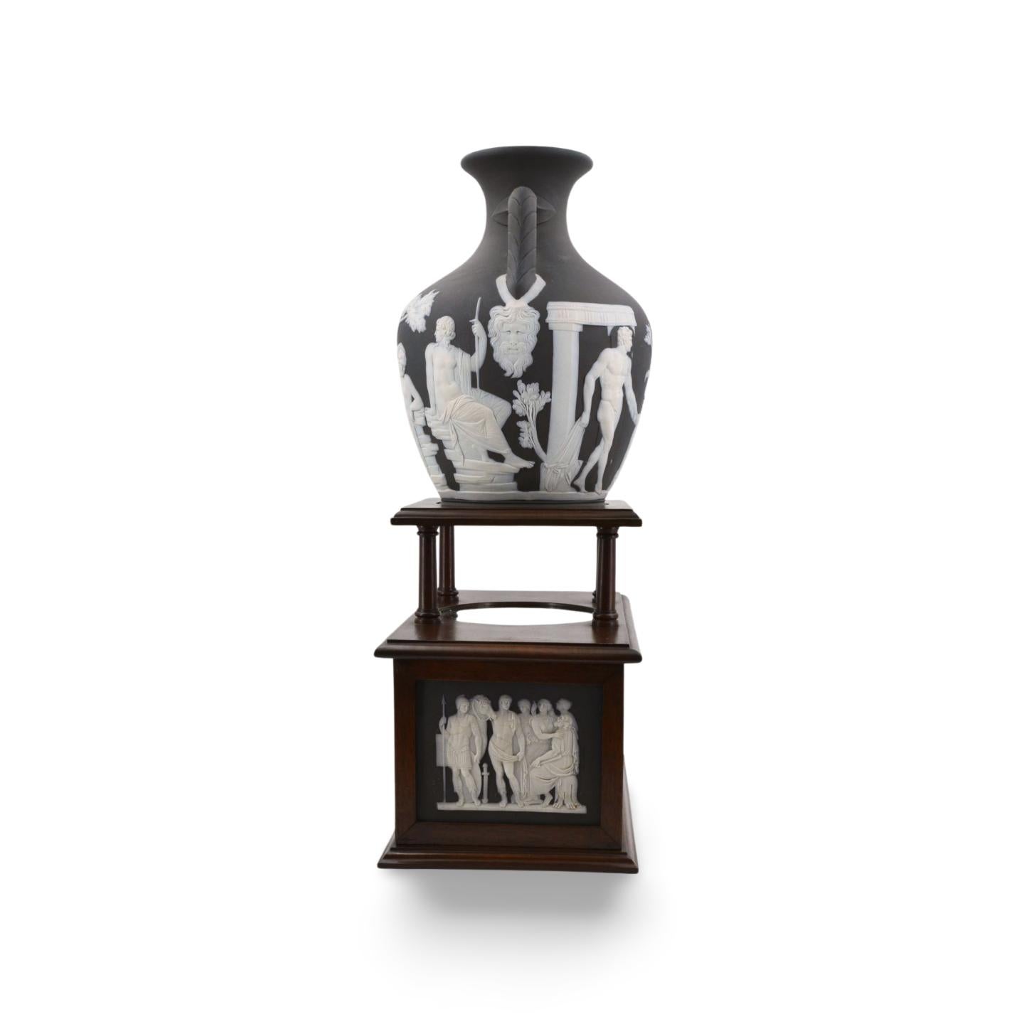 Molded Portland Vase. Barnard Edition (Bert Bentley). Wedgwood C1925 For Sale