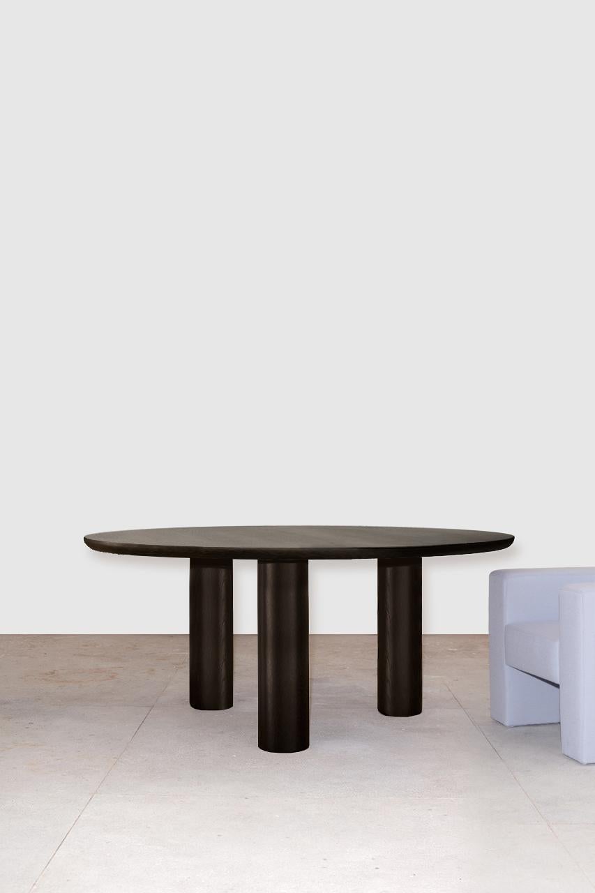 Porto Dining Table, by Rain, Contemporary Dining Table, Laminated Oakwood In New Condition For Sale In Sao Paulo, SP
