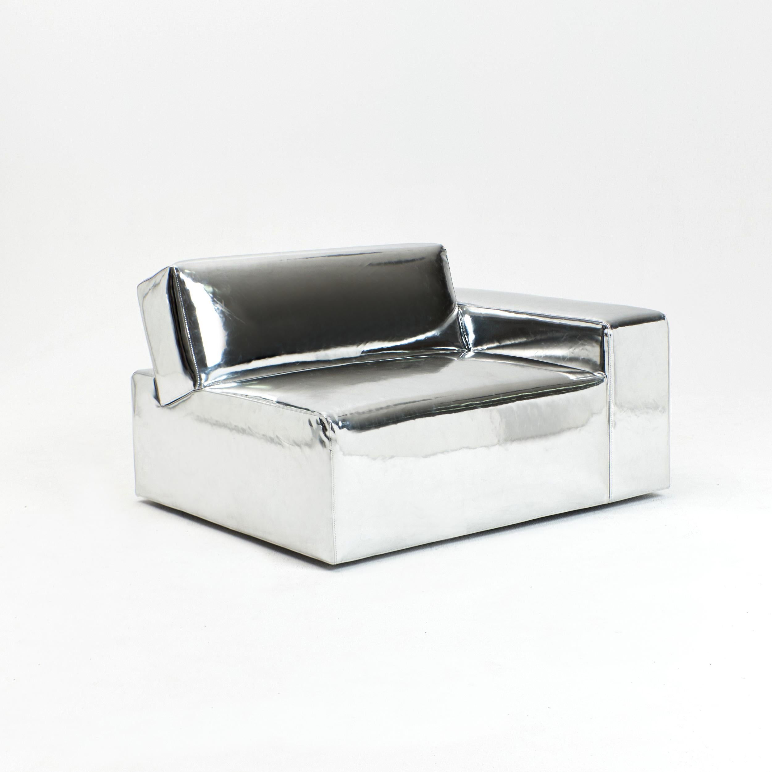 Porto Sofa - Standard with Armrest For Sale 2