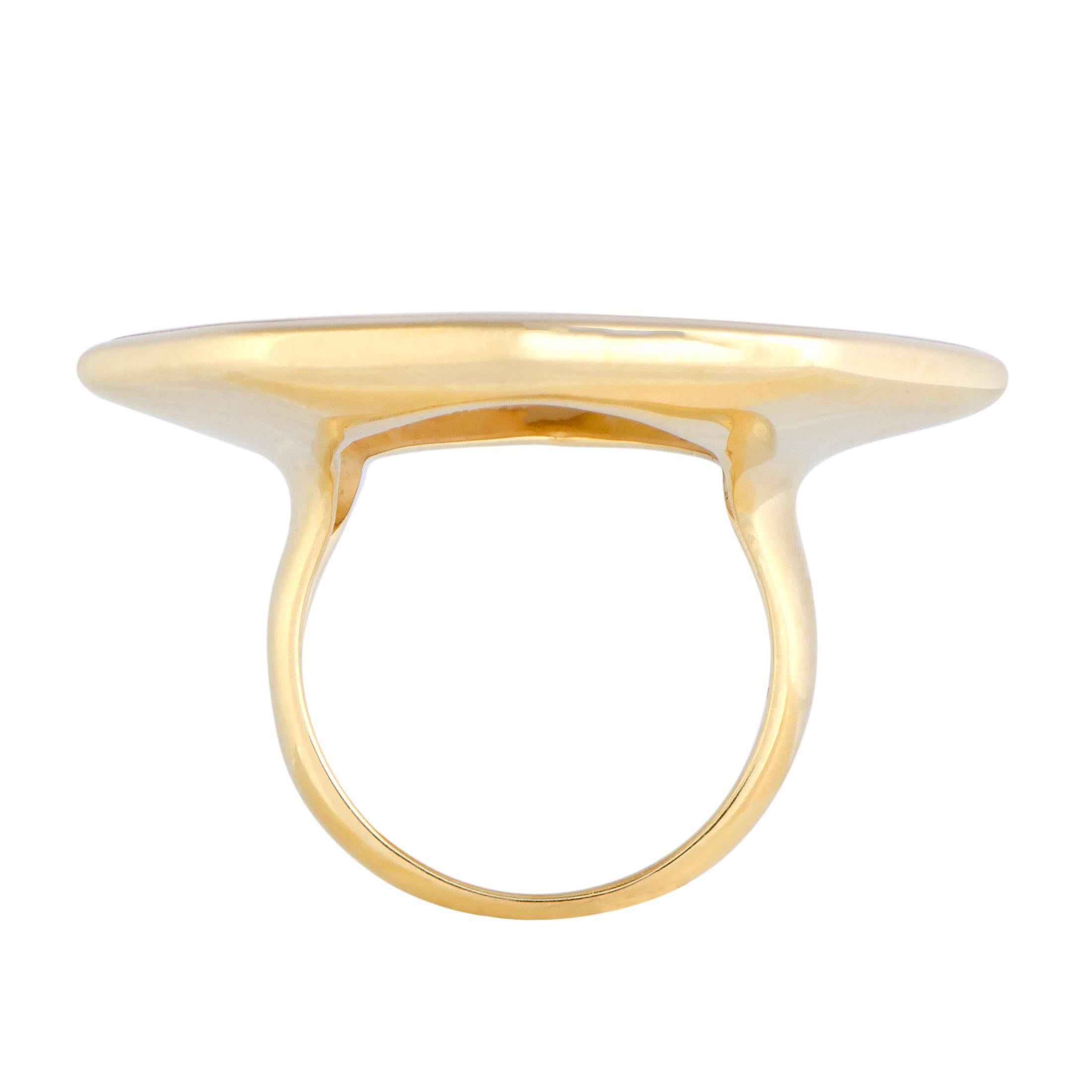 This spectacular Octagonal Ring by Ippolita is a combined embodiment of elegance and beauty, while featuring a sensationally alluring style. Its absolutely stunning design is beautifully crafted in the shimmering gleam of polished 18K yellow gold