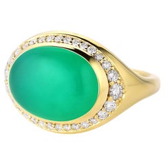 Portofino, bague cocktail intaille de 7,07 carats en chrysoprase et diamants