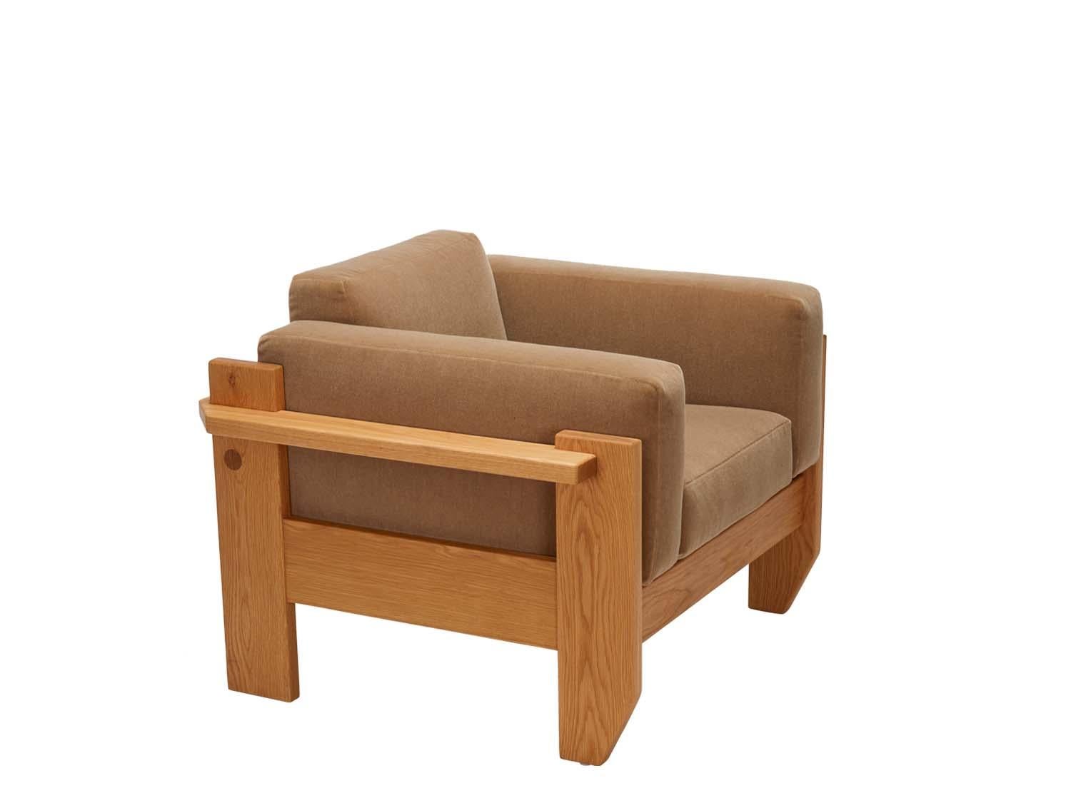 Portola lounge chair has a handcrafted solid wood frame with loose cushions.

The Lawson-Fenning Collection is designed and handmade in Los Angeles, California. Reach out to discover what options are currently in stock.

