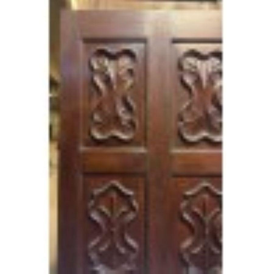Walnut entry door, single-leaf main door with carved panels In Fair Condition For Sale In Cuneo, Italy (CN)