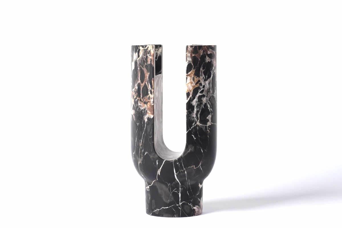 Portoro Lyra candleholder by Dan Yeffet
Dimensions: Ø 143 x H 275 mm
Materials: Marble 


Marble available:
Marquina
Grey St Laurent
Portoro
Paonazzo
Calacatta


Born in 1971 in Jerusalem, Israel. Studied Industrial Design at Bezalel