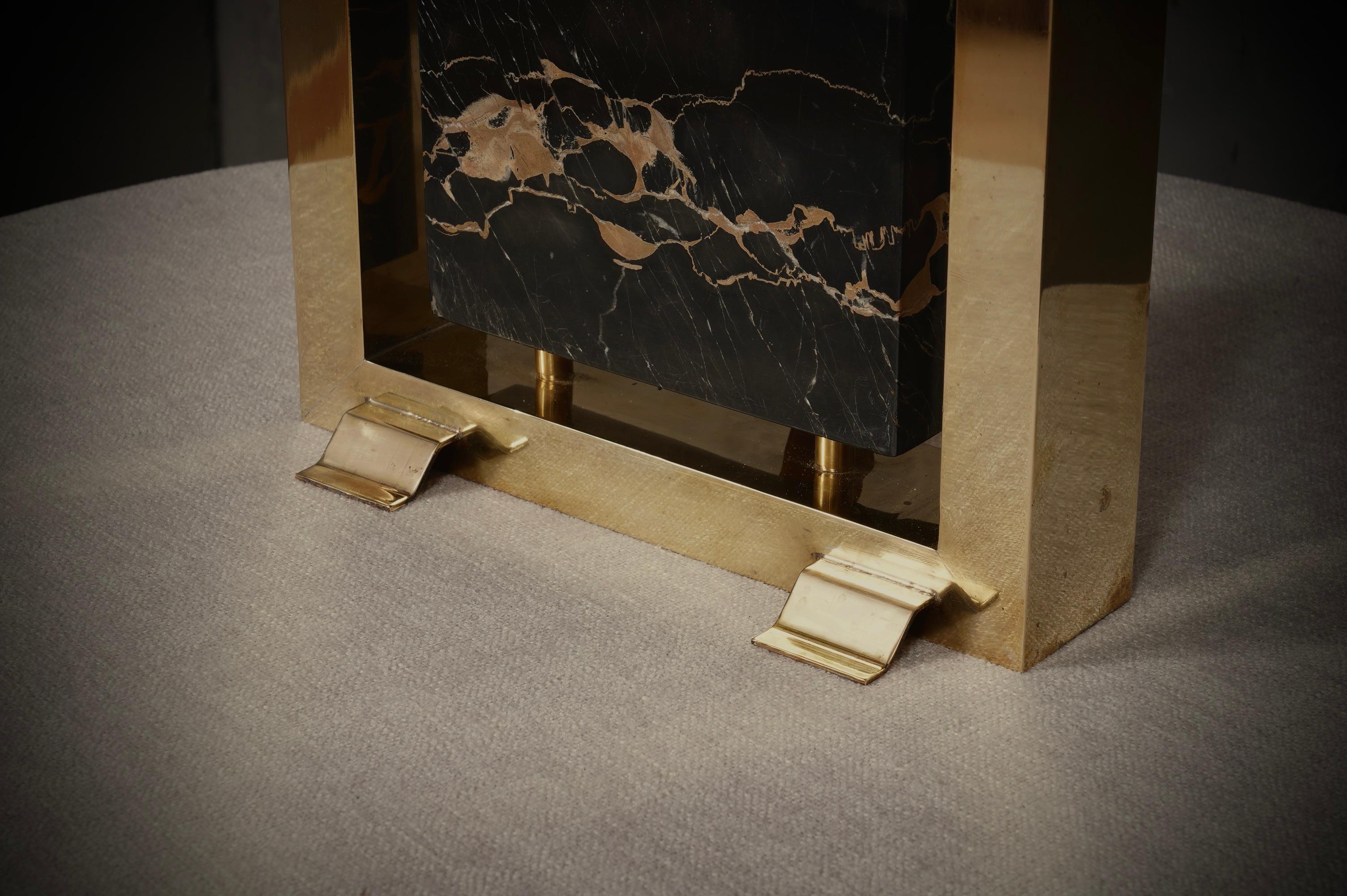 Lámpara de mesa Portoro de mármol y latón, 2000 Italiano en venta