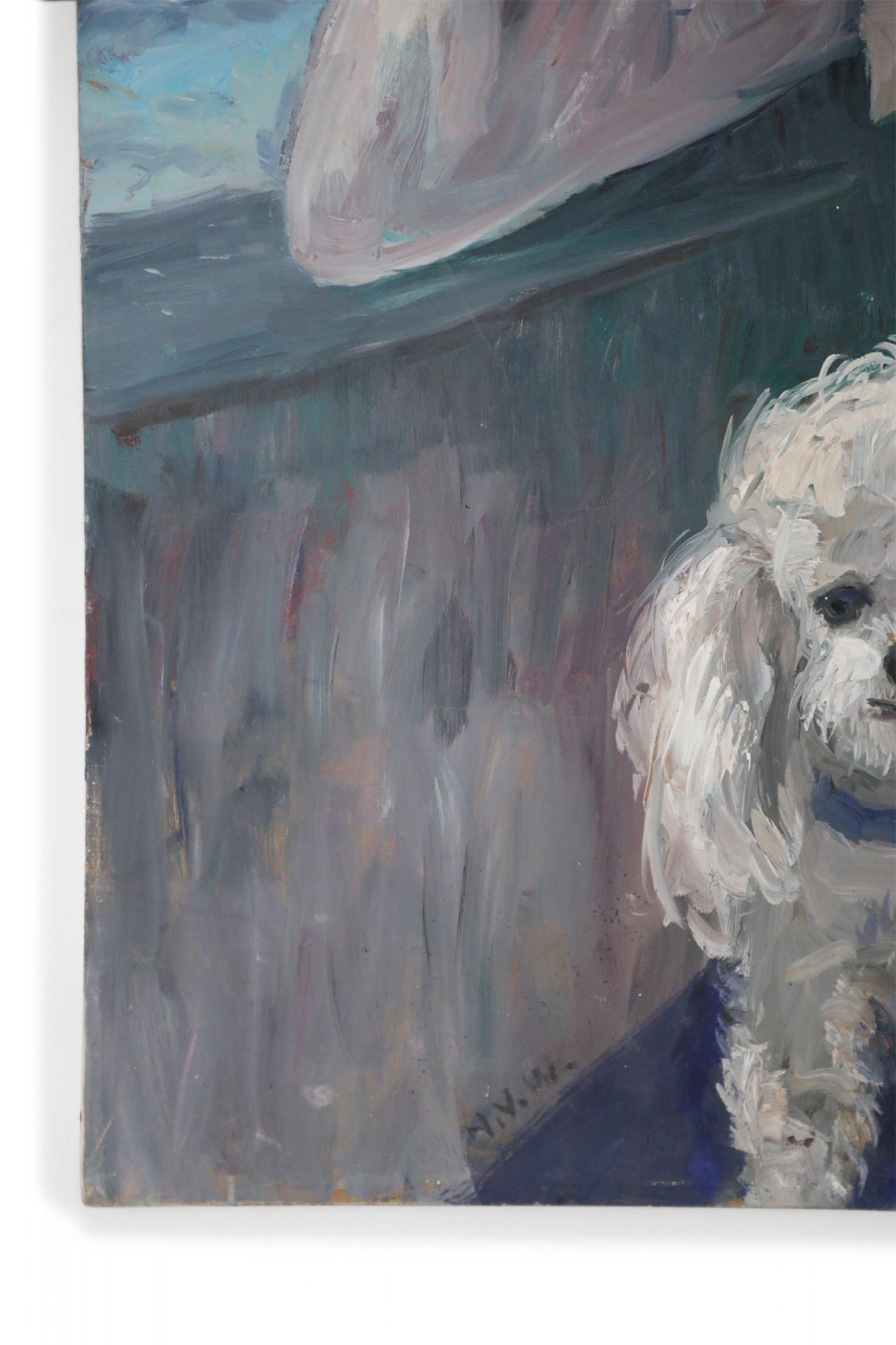 Retrato al óleo sobre lienzo, vintage (siglo XX), sin enmarcar, de una mujer sentada con un perrito en el regazo, apoyado en su brazo mientras mira a lo lejos, en medio de un fondo abstracto pintado de azul.

La pintura se ha desgastado a lo largo