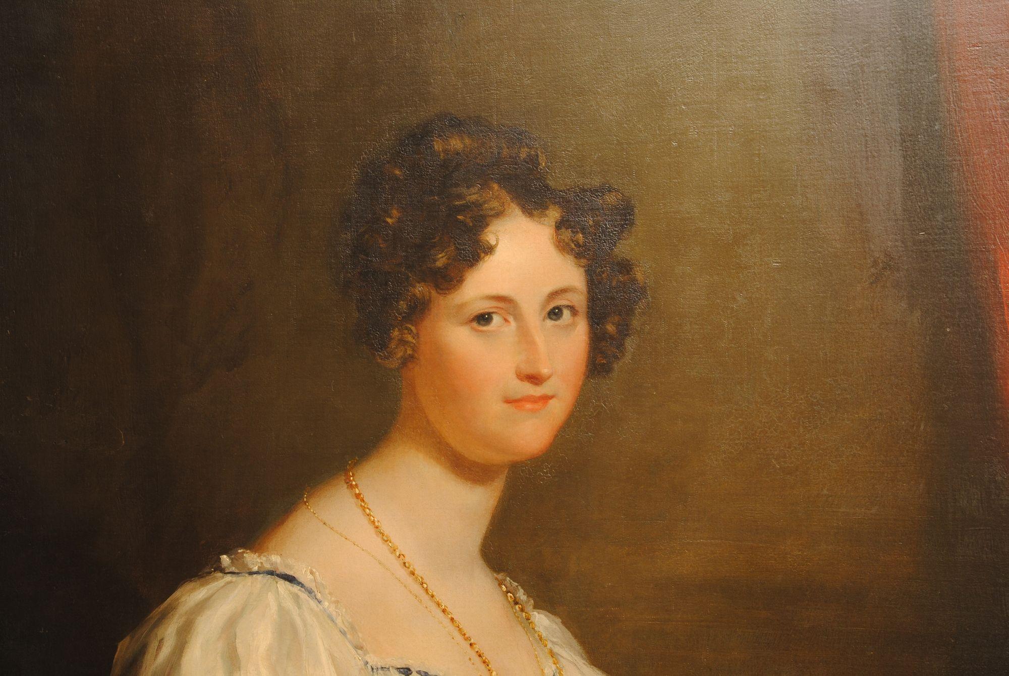 Ein Porträt eines jungen Mädchens in Öl auf Leinwand aus der Regency-Zeit, signiert und datiert von George Hayter 1826 in einem Goldrahmen.
Provenienz aus einer Adelsfamilie.
Rahmengröße: 147cm x 121