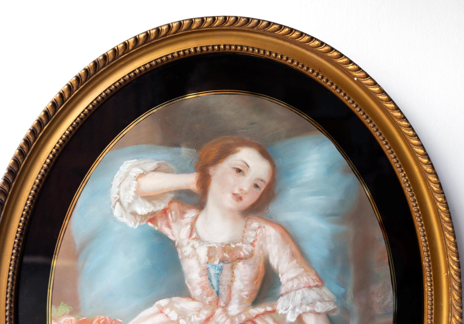 Porträt einer jungen Frau in einem rosafarbenen Kleid, antike Original-Pastellzeichnung (19. Jahrhundert) im Angebot
