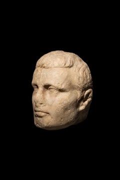 Portrait d'Augustus du type "Louvre Ma 1280" christianisé avec la croix