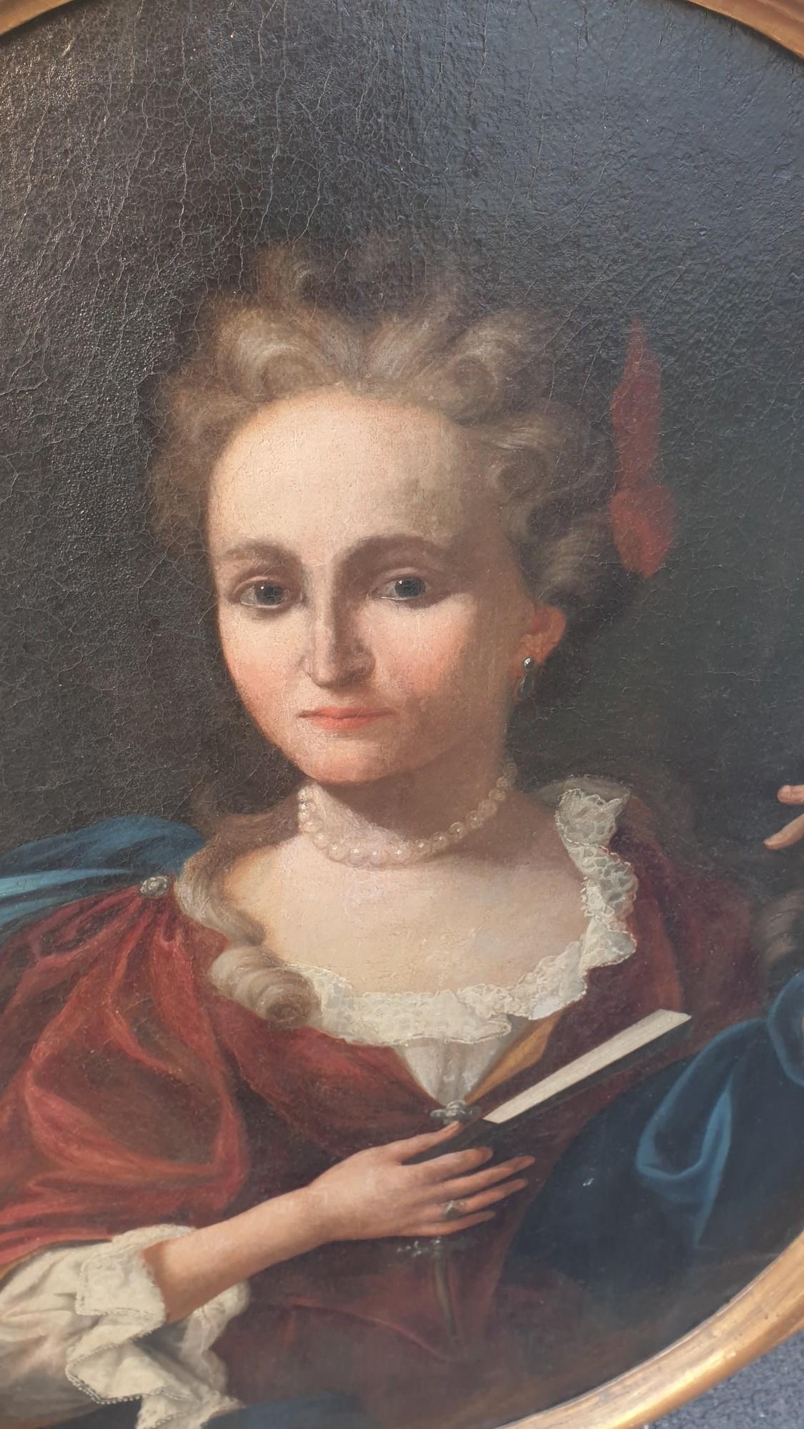 Porträt einer Dame mit Fächern, gerahmt, ovales Porträt, achtzehn Jahrhundert (Louis XV.) im Angebot