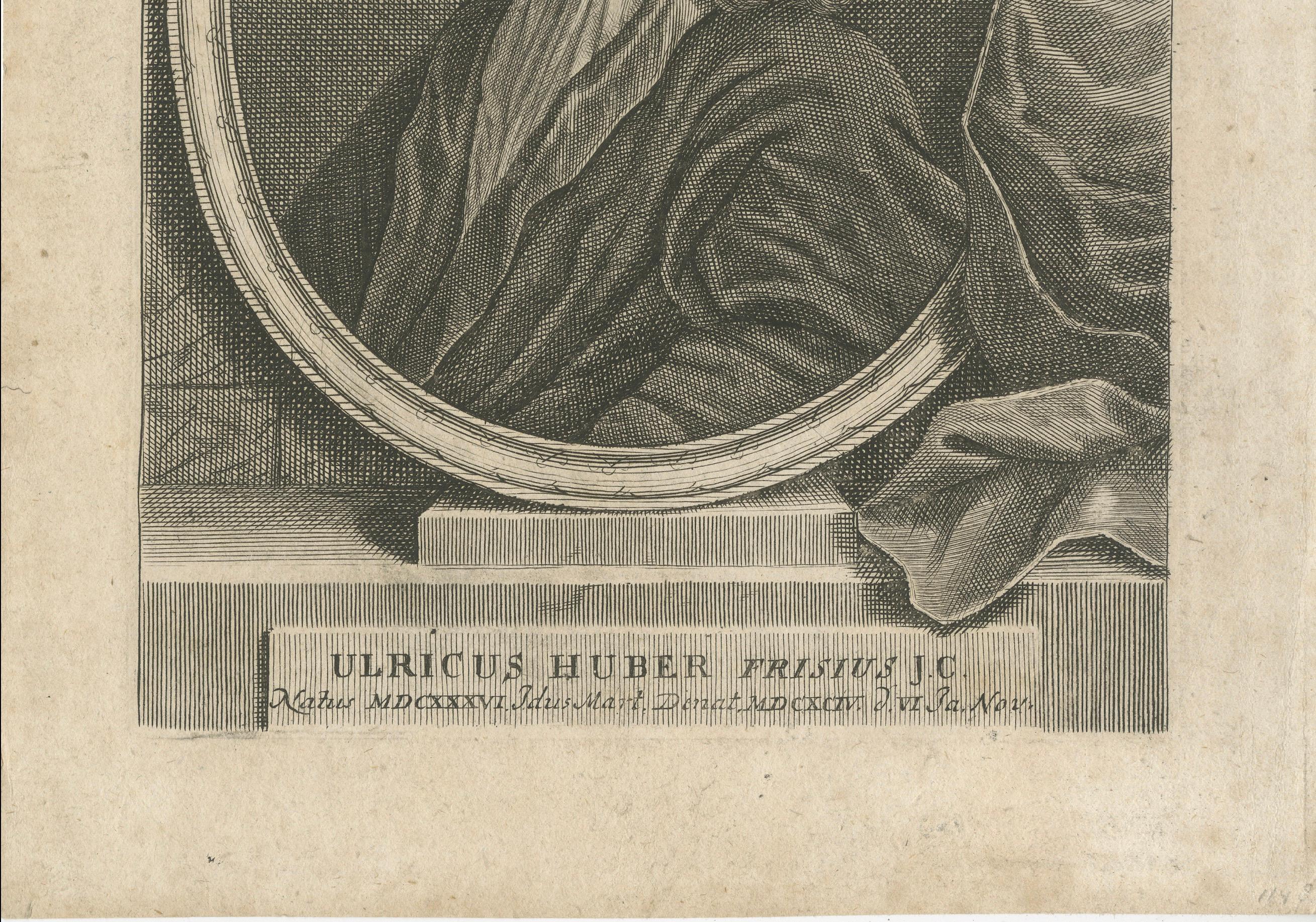 Portrait d'Ulrik Huber - Philosophe juridique et juriste néerlandais, Gravure c.1700

Cet imposant portrait du XVIIIe siècle représente Ulrik Huber (1636-1694), l'un des juristes les plus influents de la République néerlandaise. Huber a été