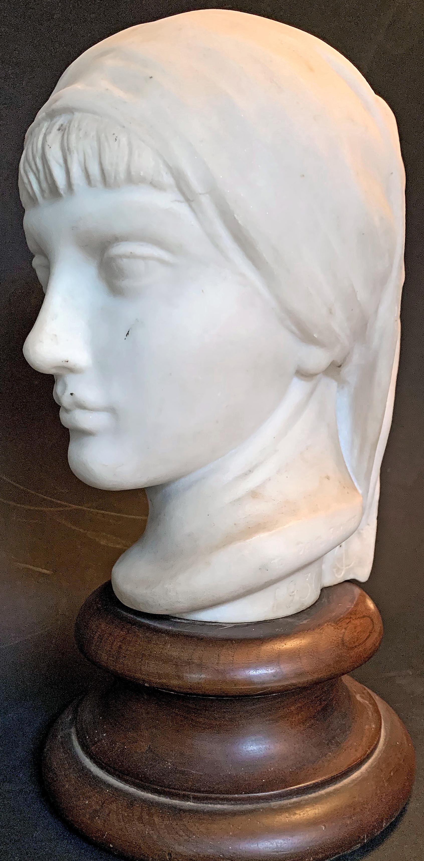 Américain « Portrait de jeune femme », chef-d'œuvre de John Gregory, sculpteur de la Folger Library en vente