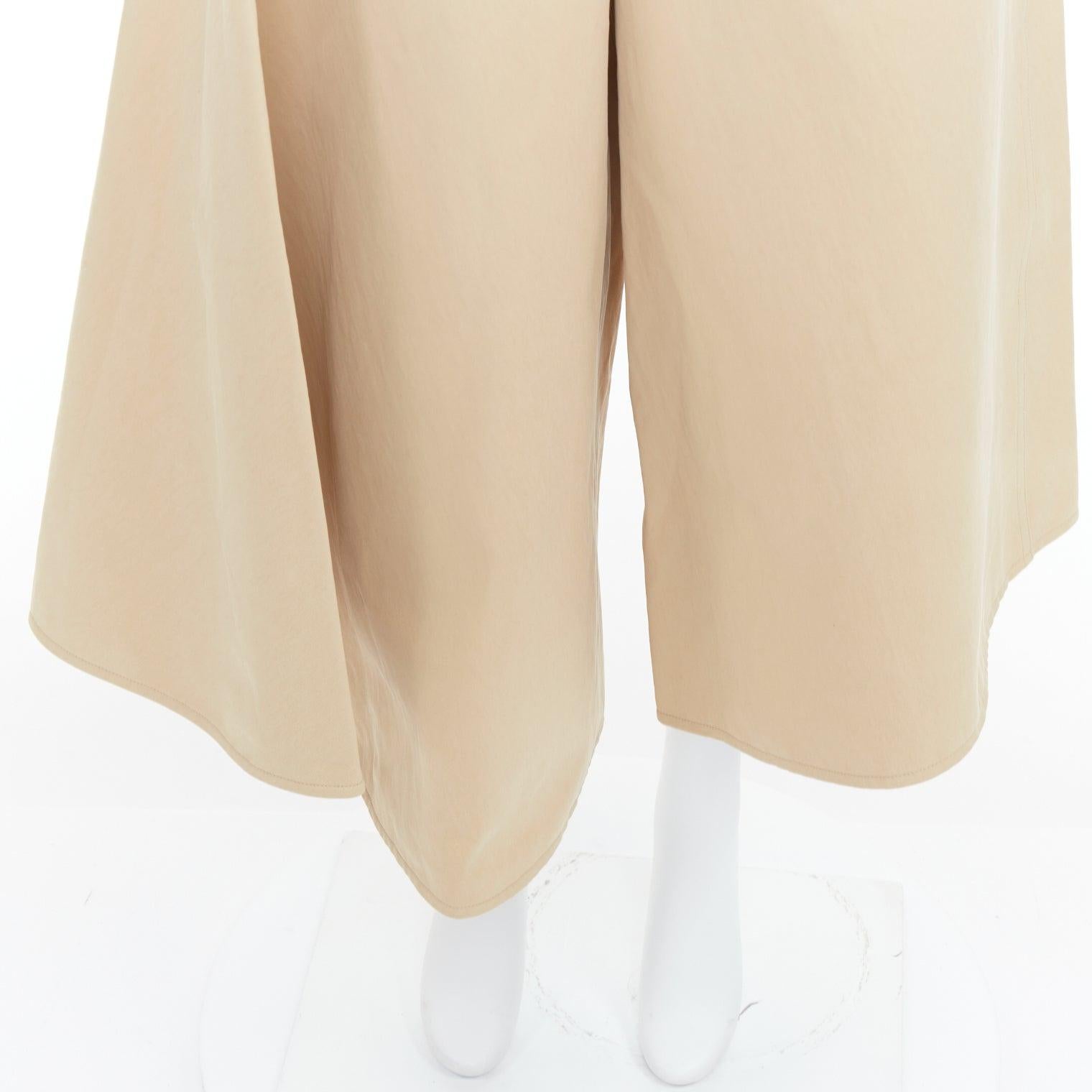 PORTS 1961 beige Baumwolle asymmetrisch weit geschnittene Culottes Hose IT38 XS
Aktenzeichen: NKLL/A00456
Marke: Häfen 1961
MATERIAL: Baumwolle
Farbe: Beige
Muster: Solide
Verschluss: Reißverschluss
Zusätzliche Details: Seitlicher