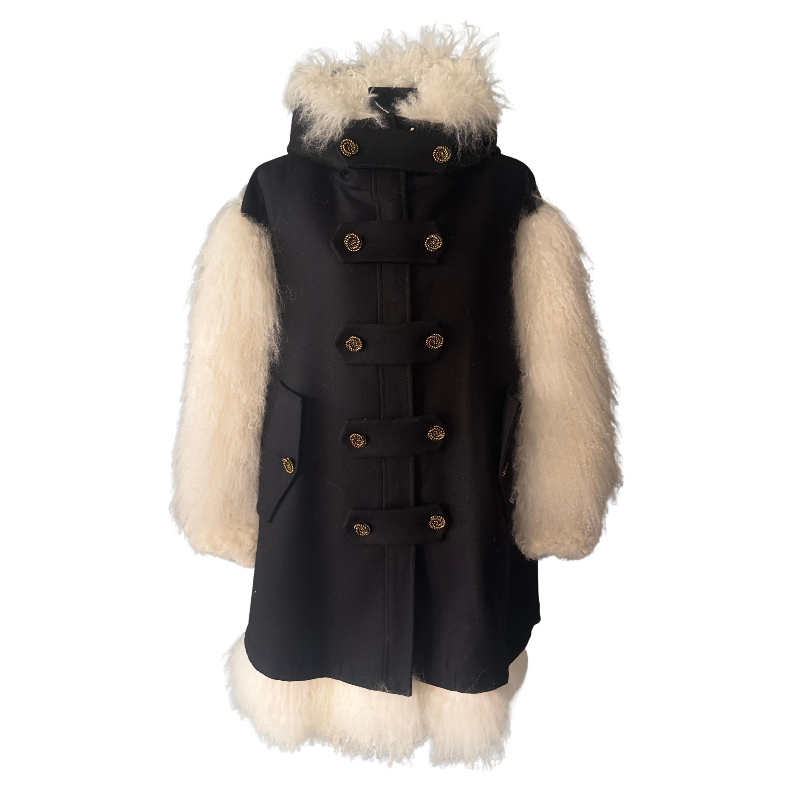 Ports 1961 Cappotto Nero in Lana Vergine con Maniche in Montone, nuovo For Sale