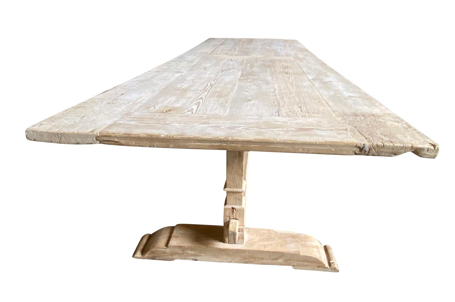 Portuguese 17th Century Style Farm House Table For Sale 1