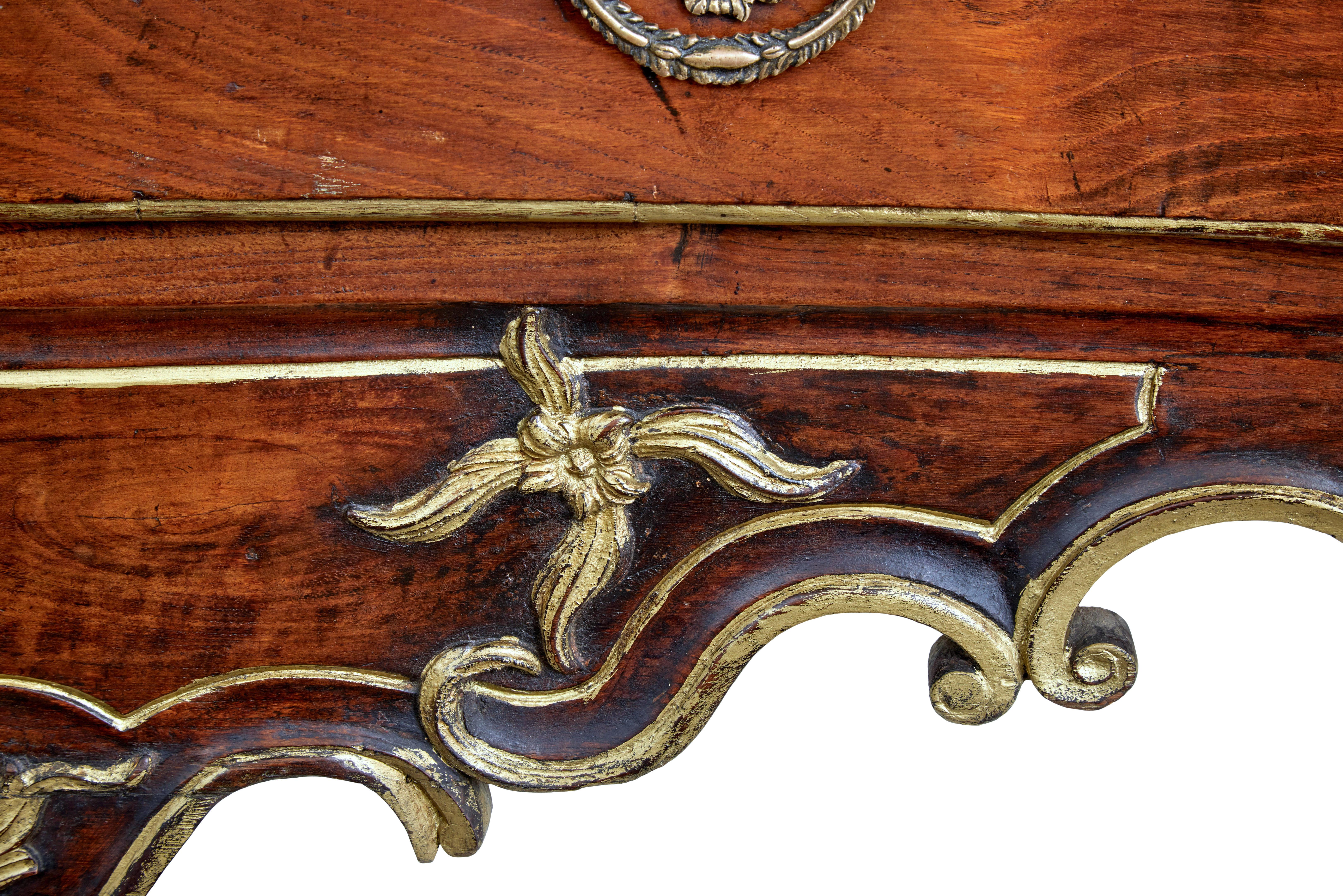 Portuguese 18th century carved walnut and gilt chest of drawers For Sale 1