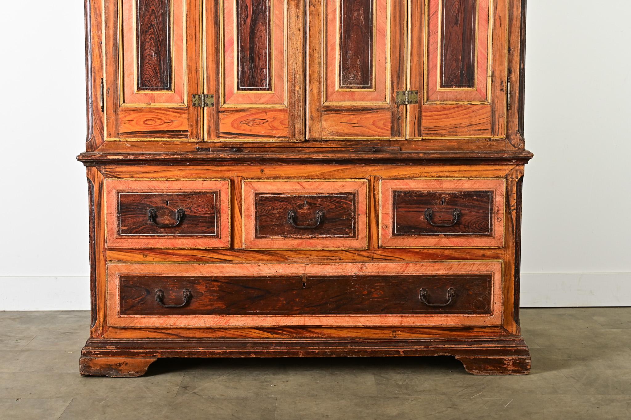 Altro Armadio portoghese dipinto in Boi del XVIII secolo in vendita