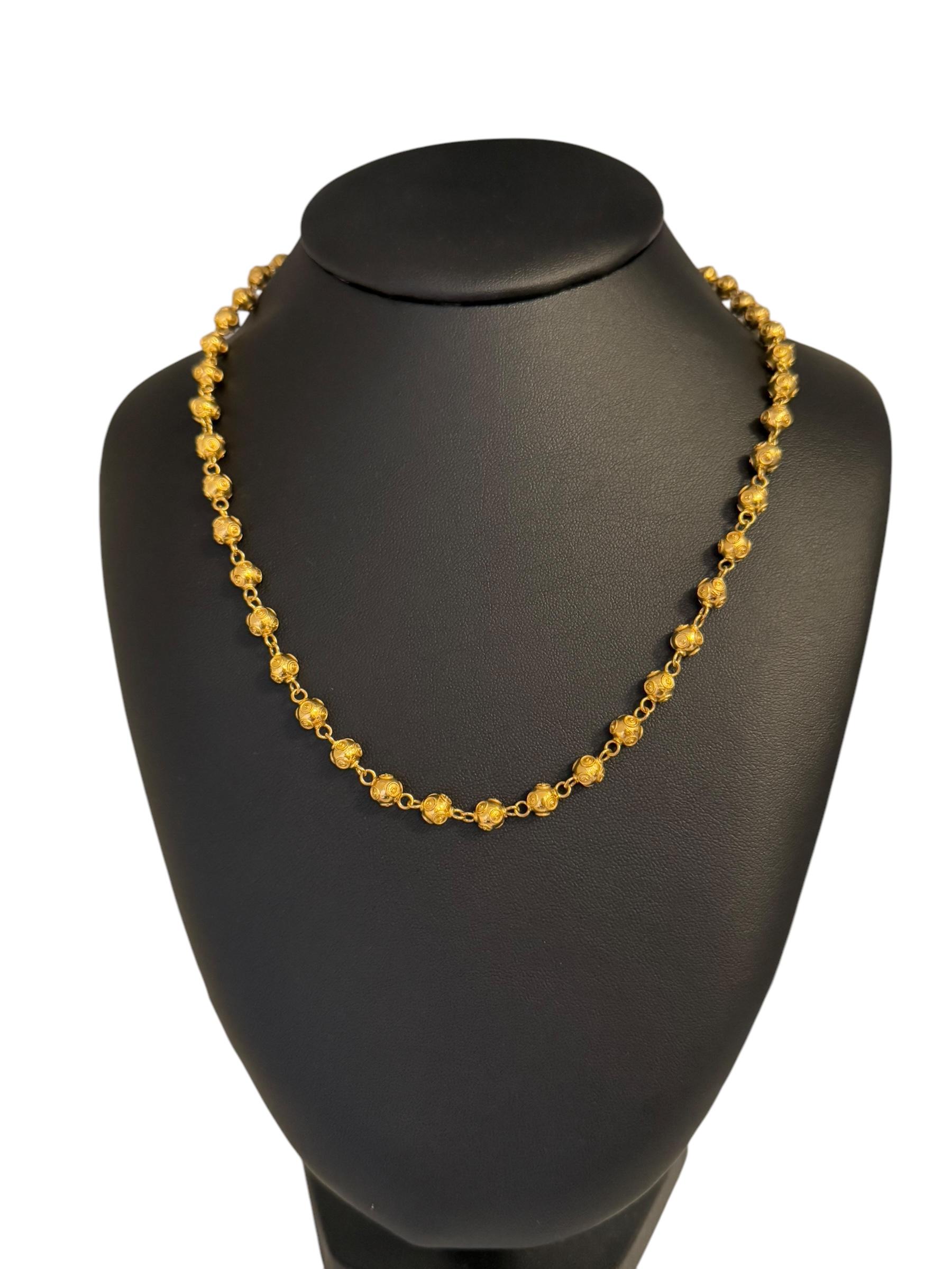 Artisan Collier traditionnel portugais en or jaune 19 carats en vente