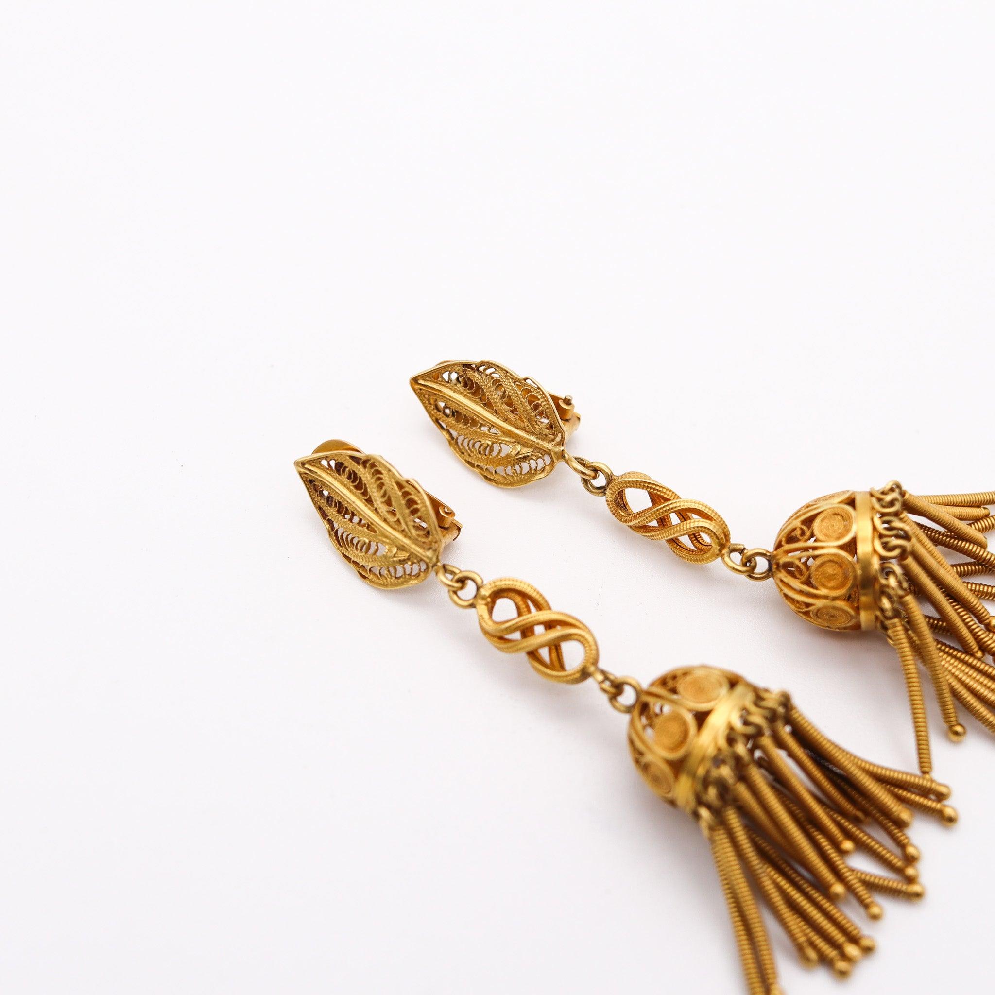 Women's PORTUGUESE 1910 Porto Iberian Dangle Fringe Earrings In Rich 19.2Kt Yellow Gold