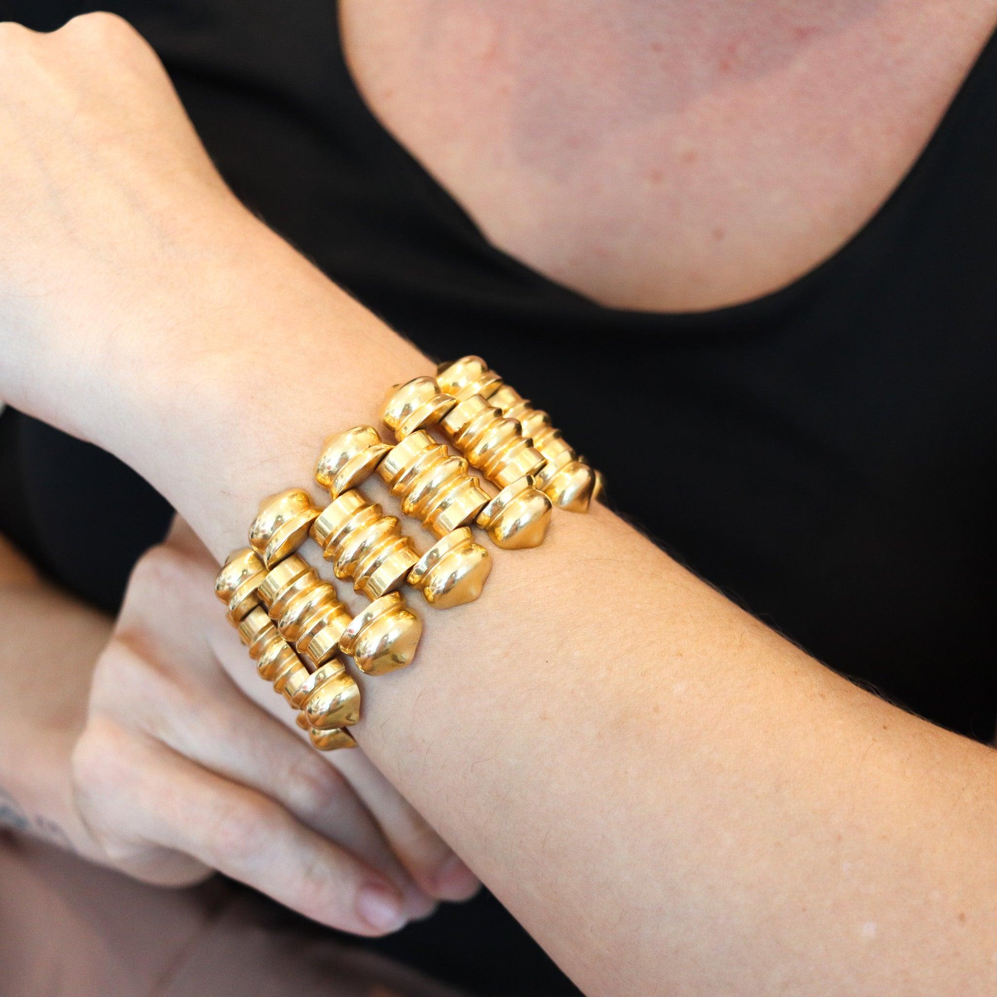 A Portuguese textured chain made in the city of Porto.

This a fabulous tank bracelet, created in the city of Porto in Portugal during the art deco period, circa 1930's. The geometric bracelet is very substantial and has been carefully crafted in