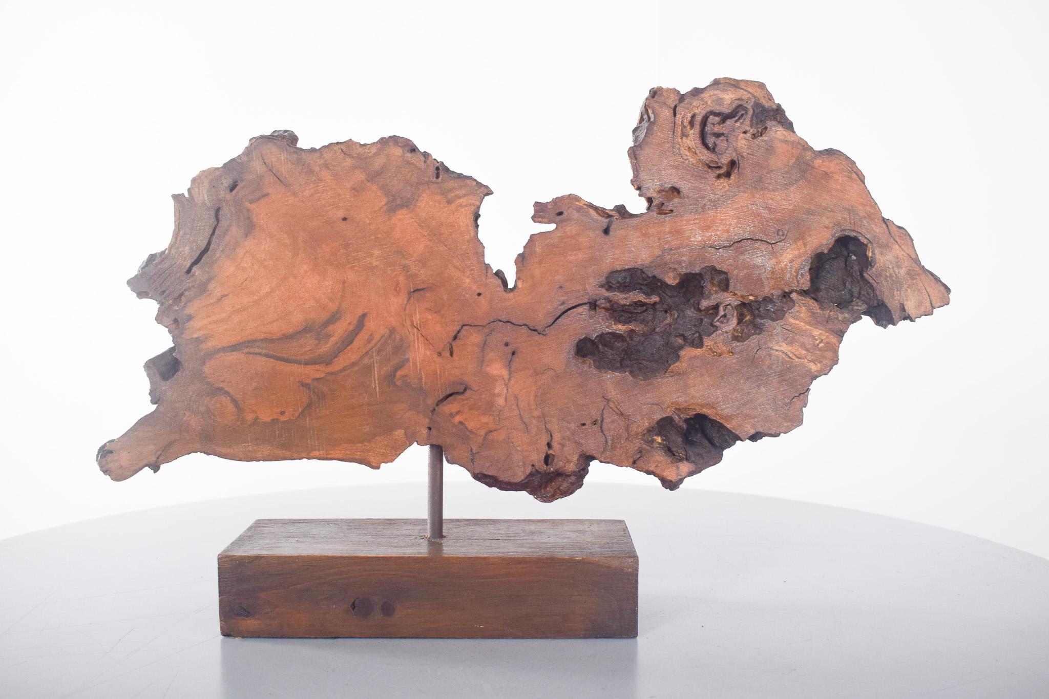 Portoghese Scultura astratta portoghese in Wood in vendita