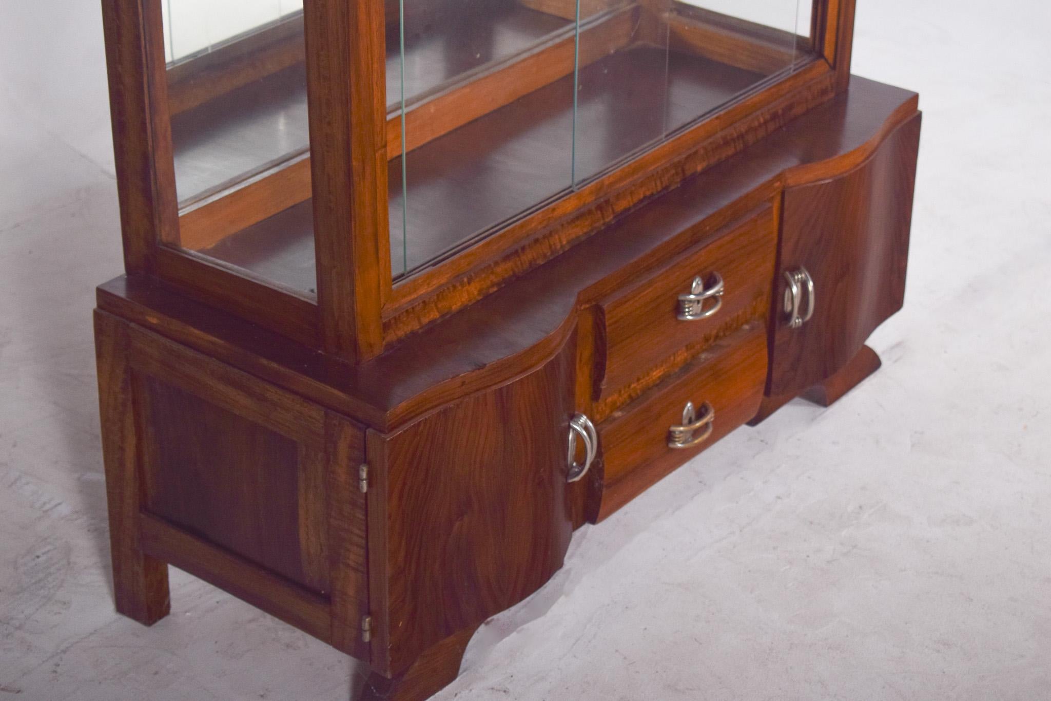 Portugiesischer Art-Déco-Vitrinenschrank im Zustand „Gut“ im Angebot in Lisboa, Lisboa