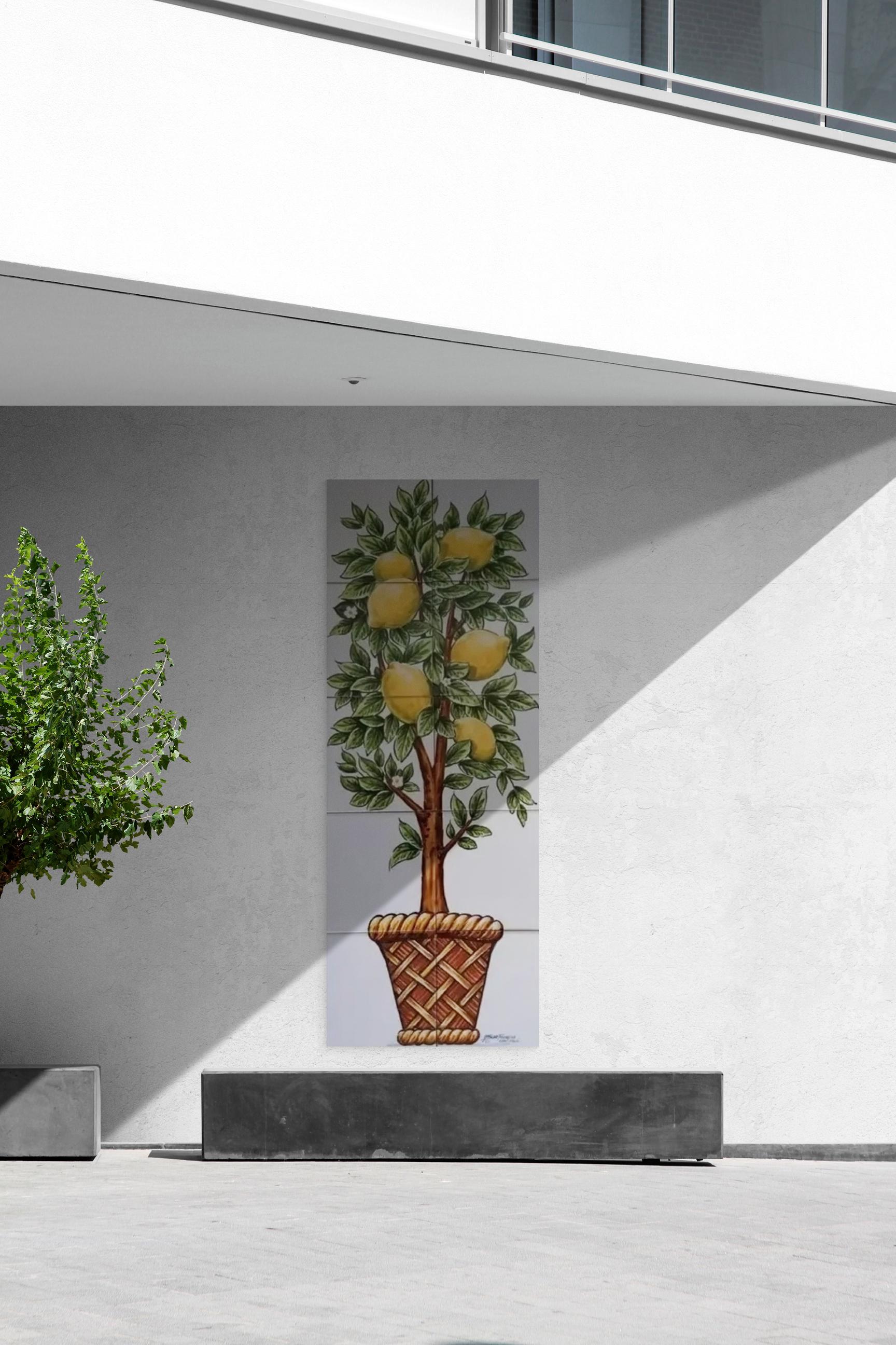 Precioso mural de azulejos con el motivo 