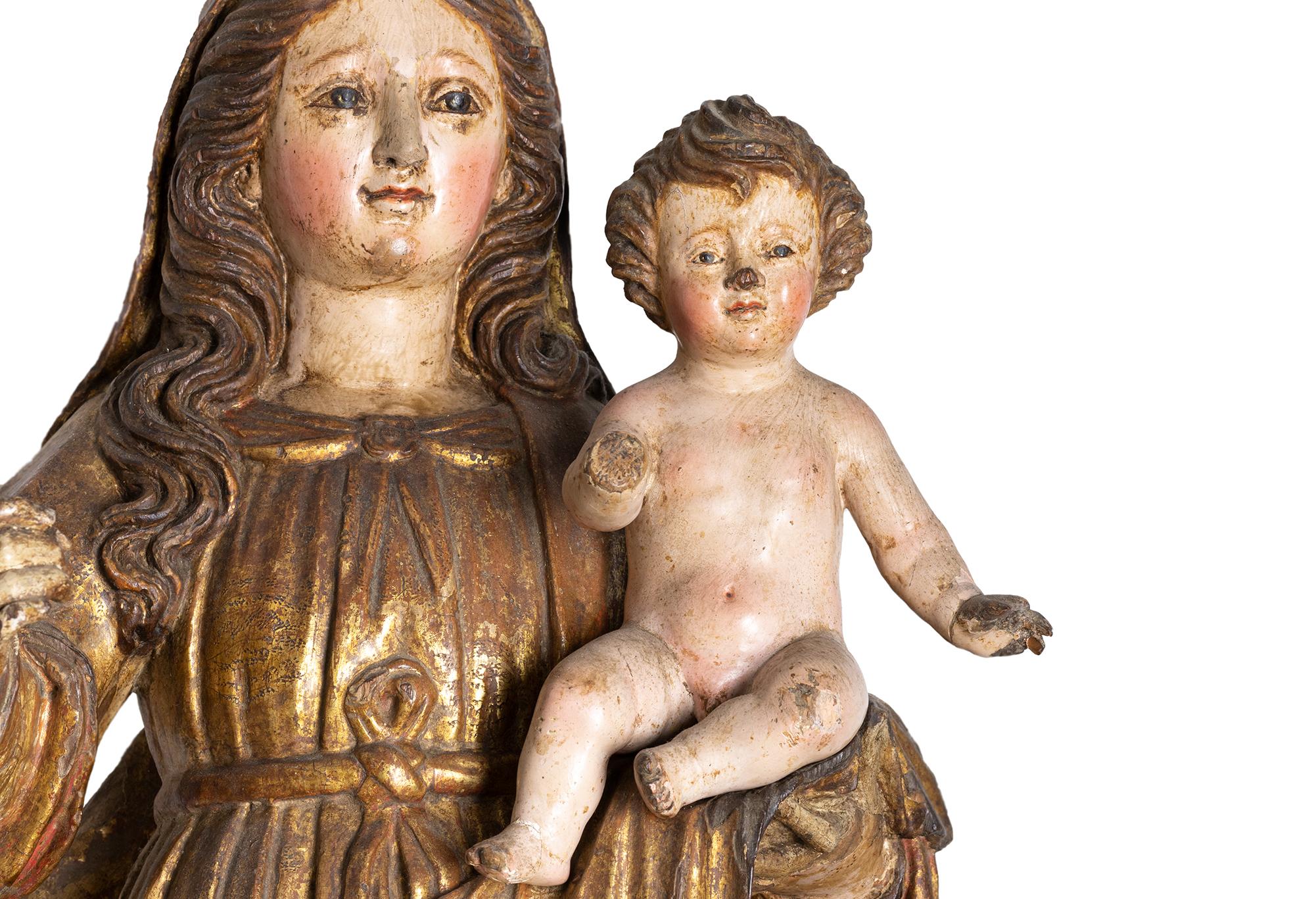 Gold Leaf Portuguese Baroque Madonna and Child Sculpture, 17th Century For Sale
