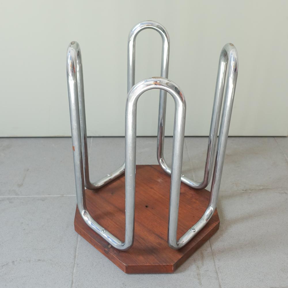 Taburete portugués Bauhaus de acero tubular y madera de Fábrica Portugal Años 30 en venta 3